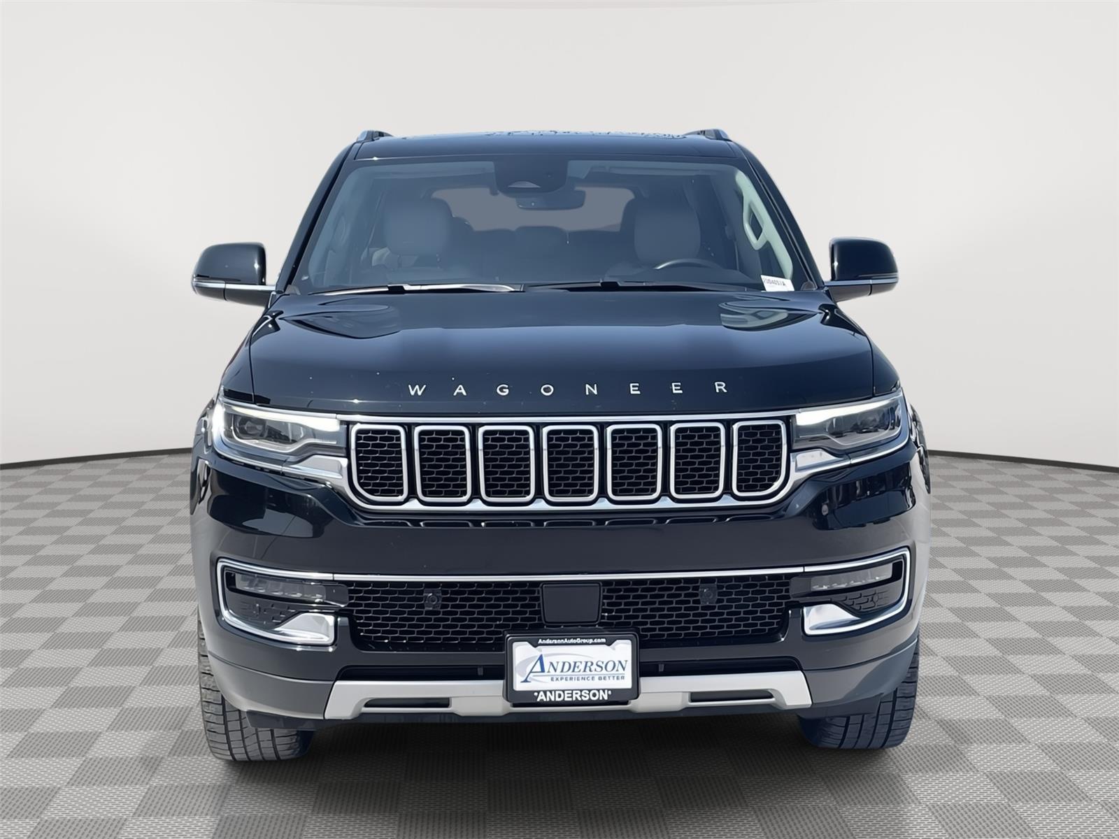 Vehicle photo 9