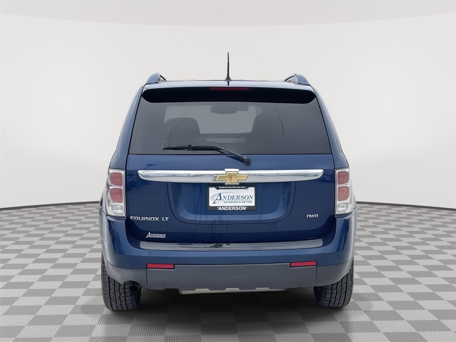 Vehicle photo 5