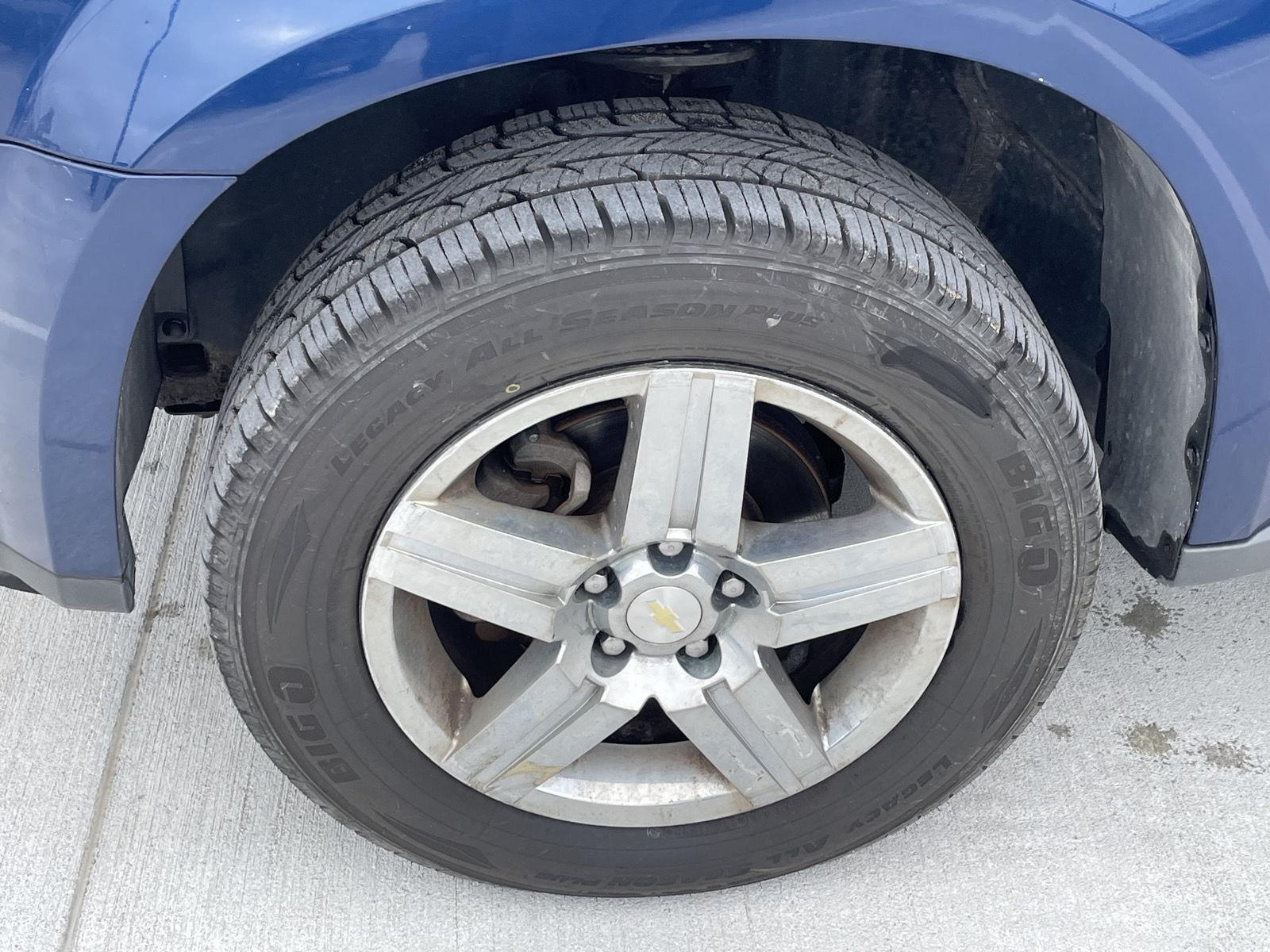 Vehicle photo 10