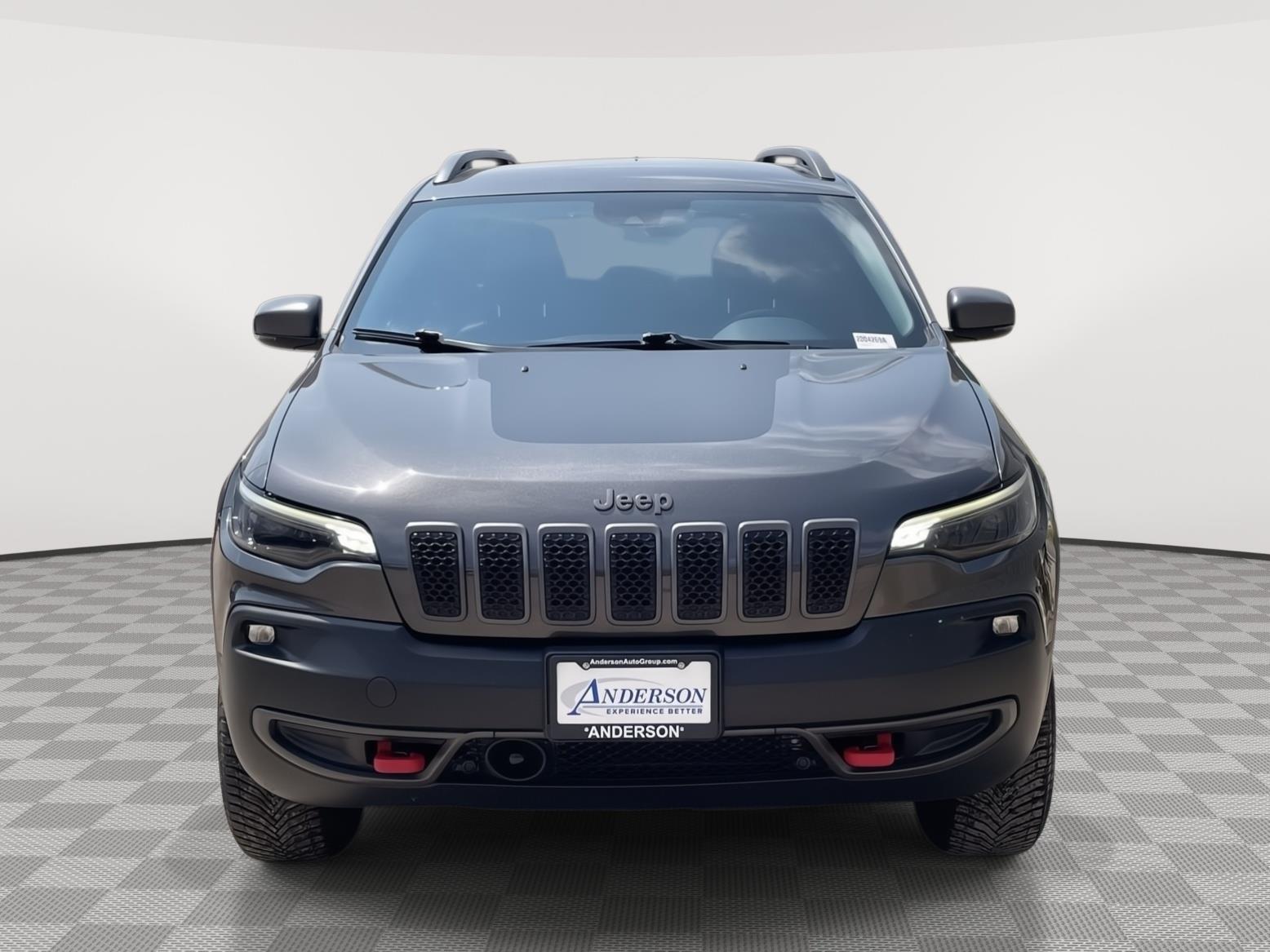 Vehicle photo 9