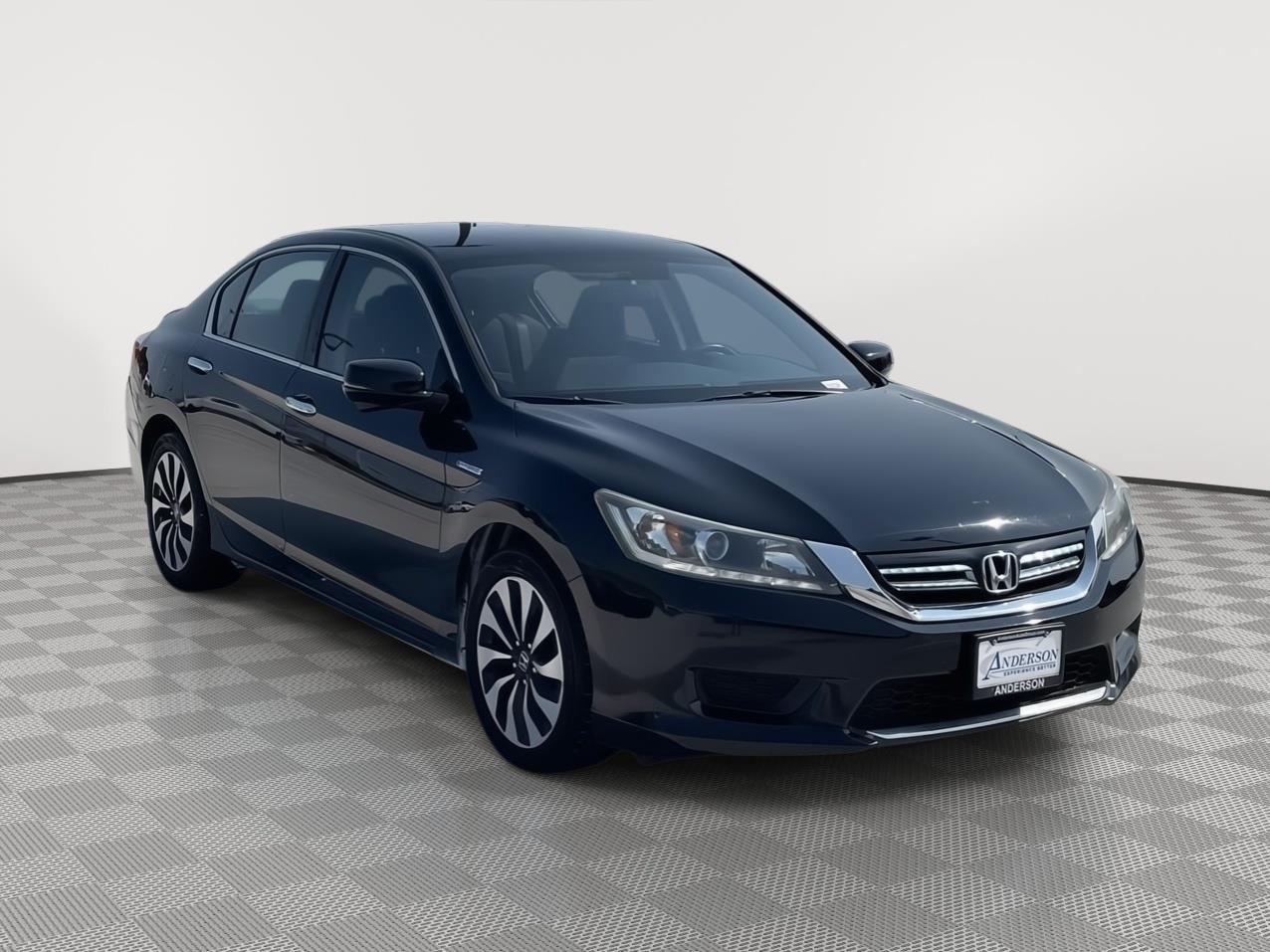Vehicle photo 8