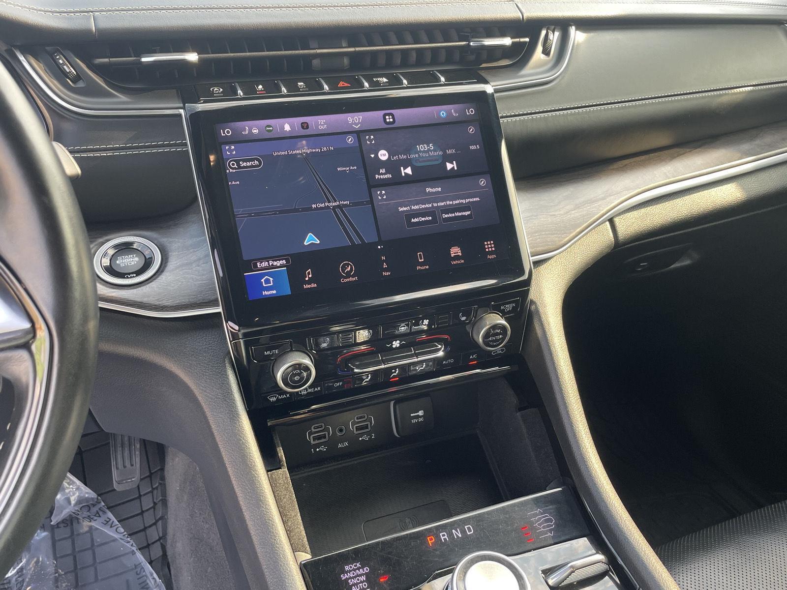 Vehicle photo 16