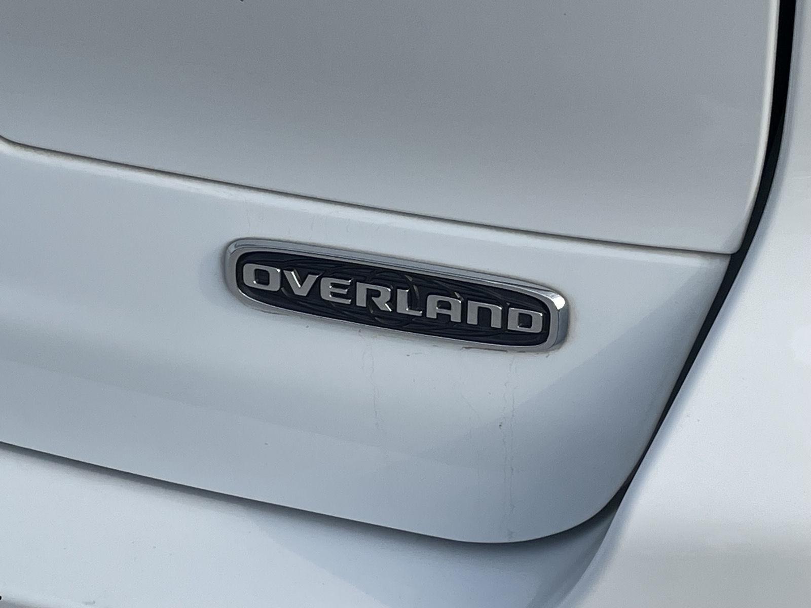 Vehicle photo 27