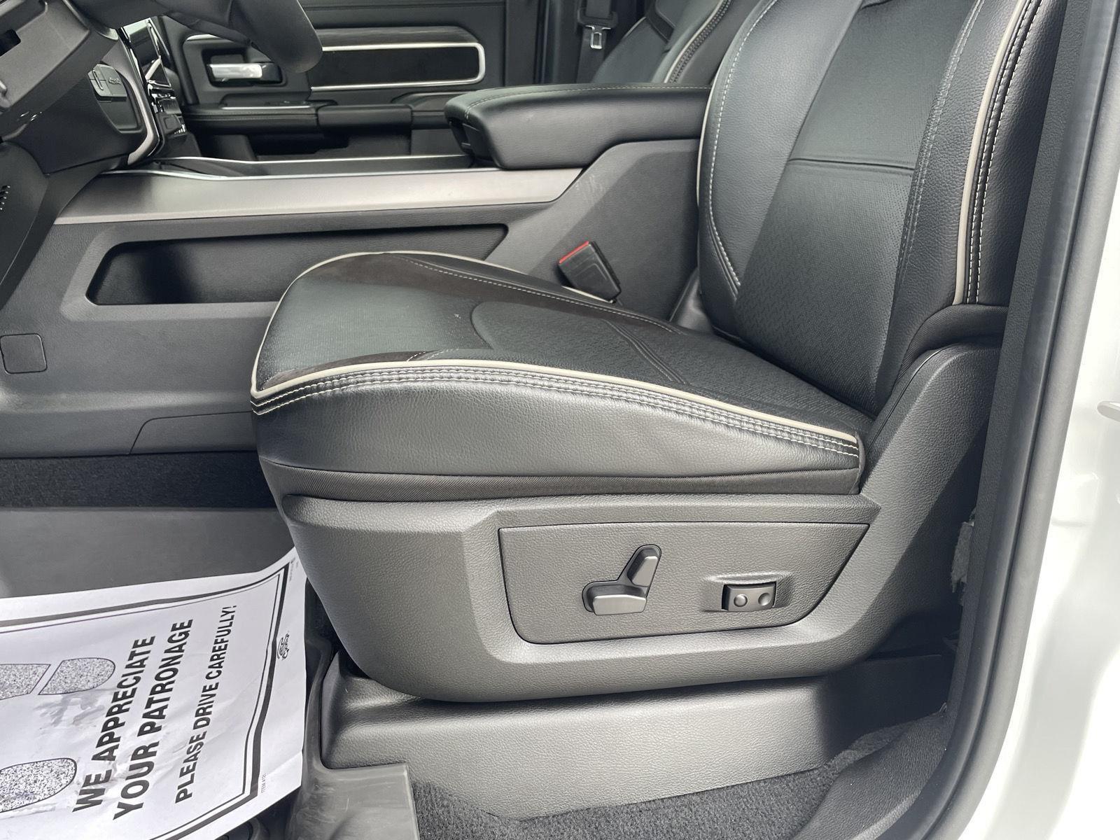 Vehicle photo 18