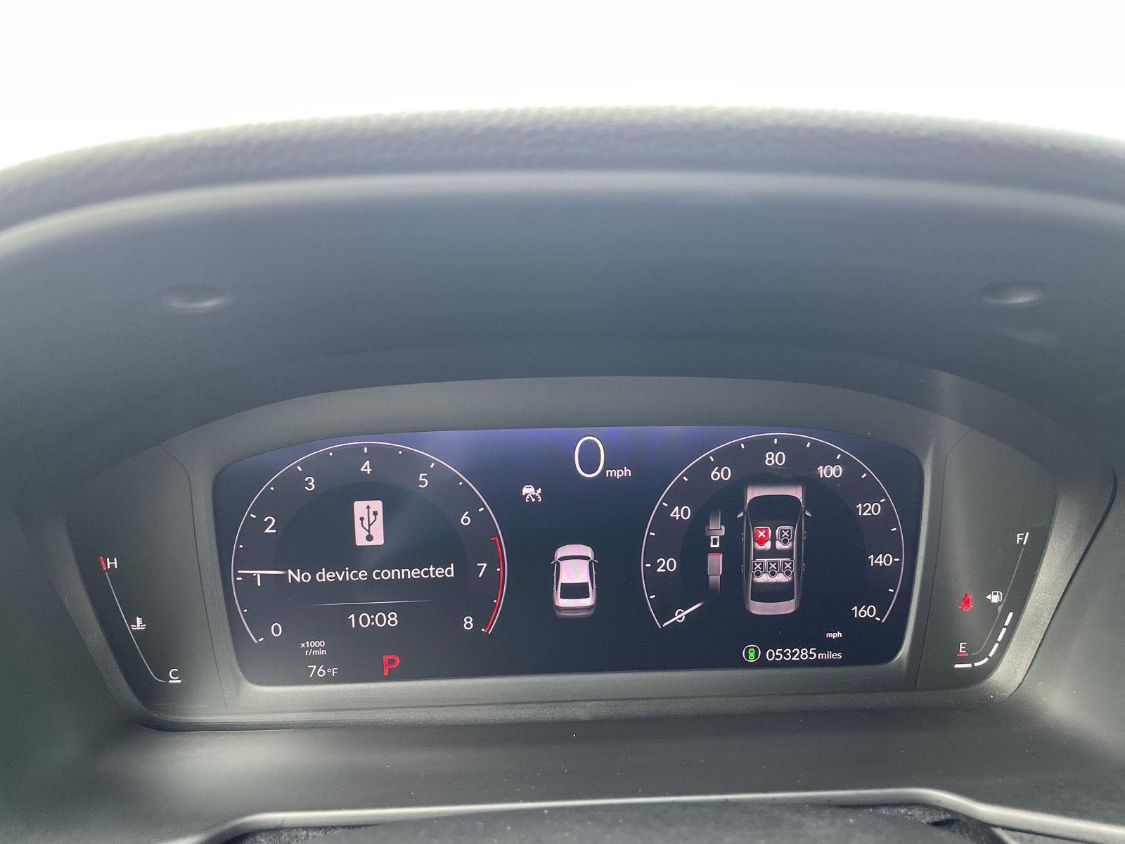 Vehicle photo 3