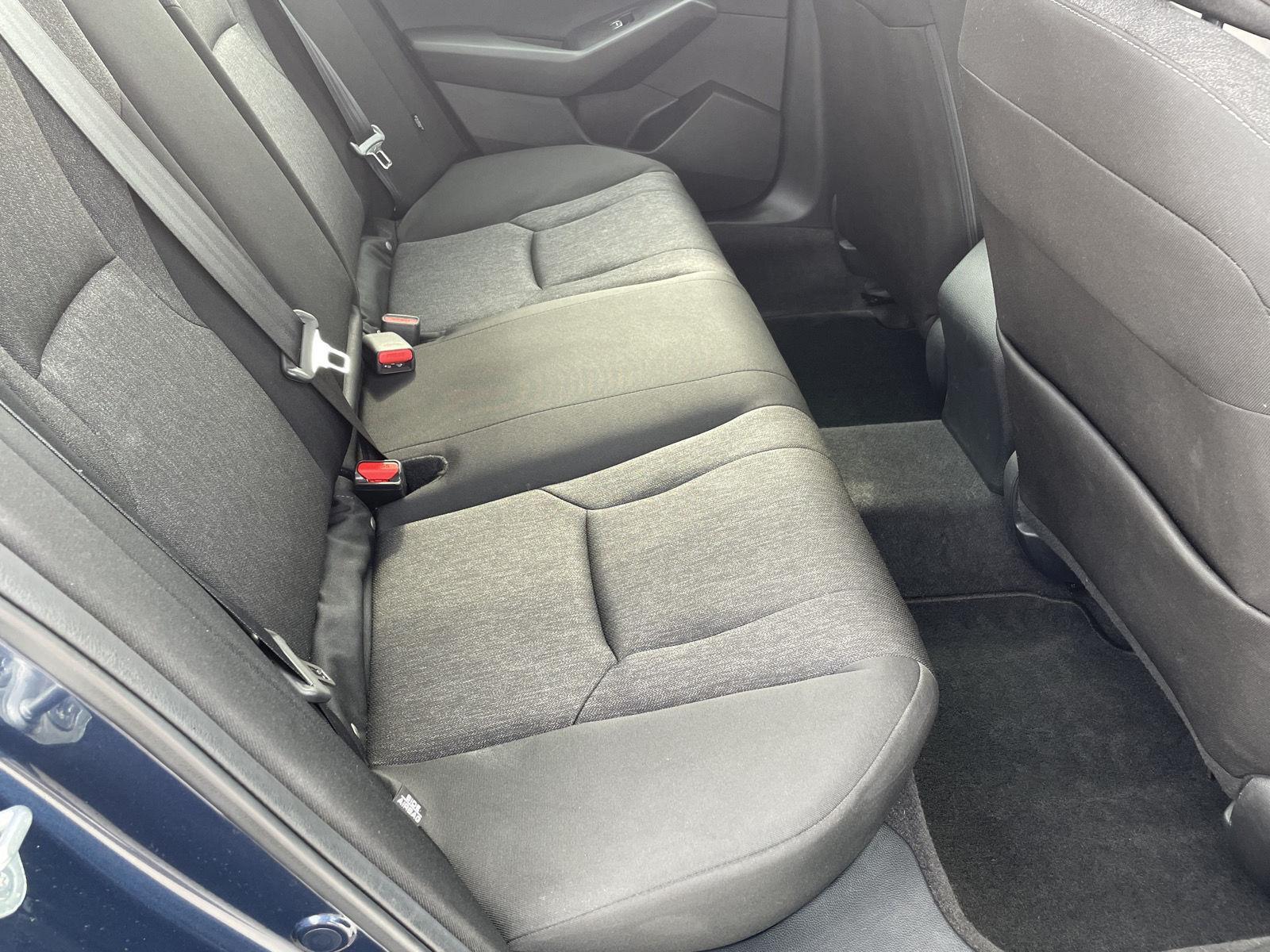 Vehicle photo 16