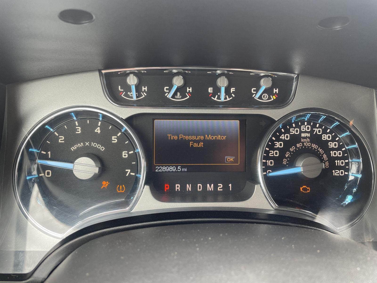 Vehicle photo 3