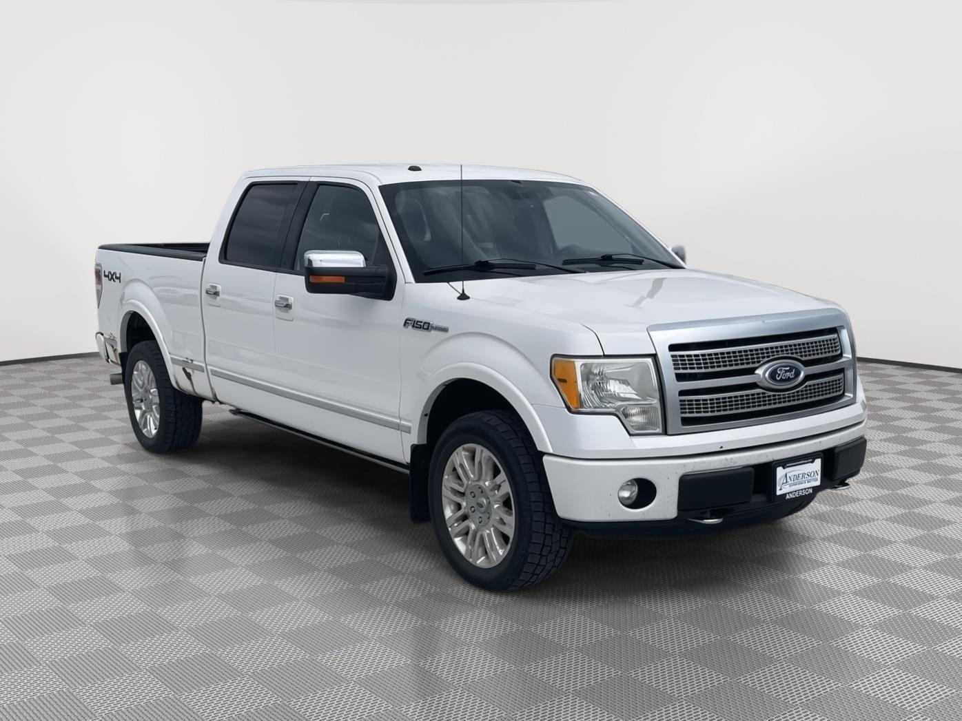 Vehicle photo 8