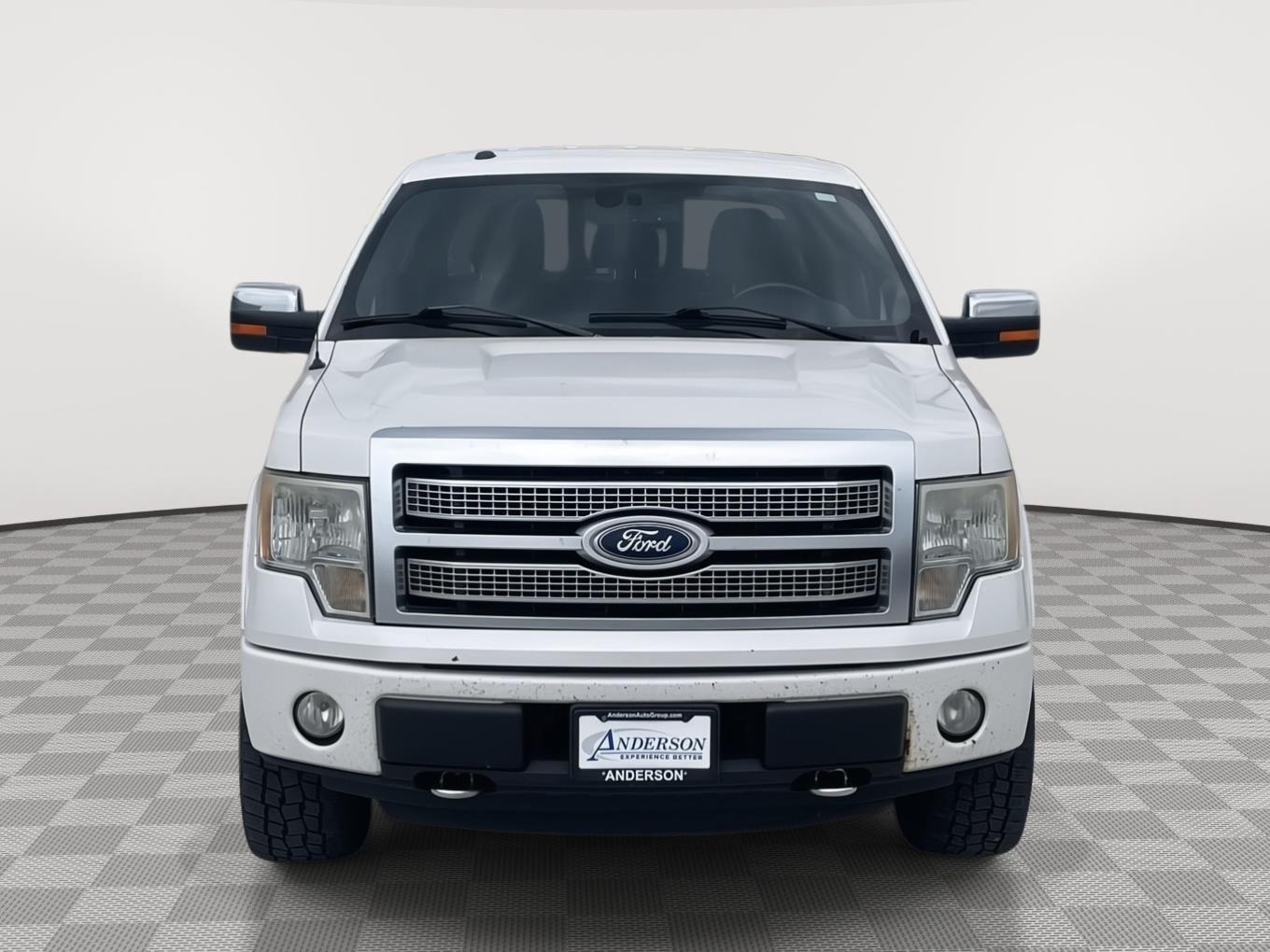 Vehicle photo 9