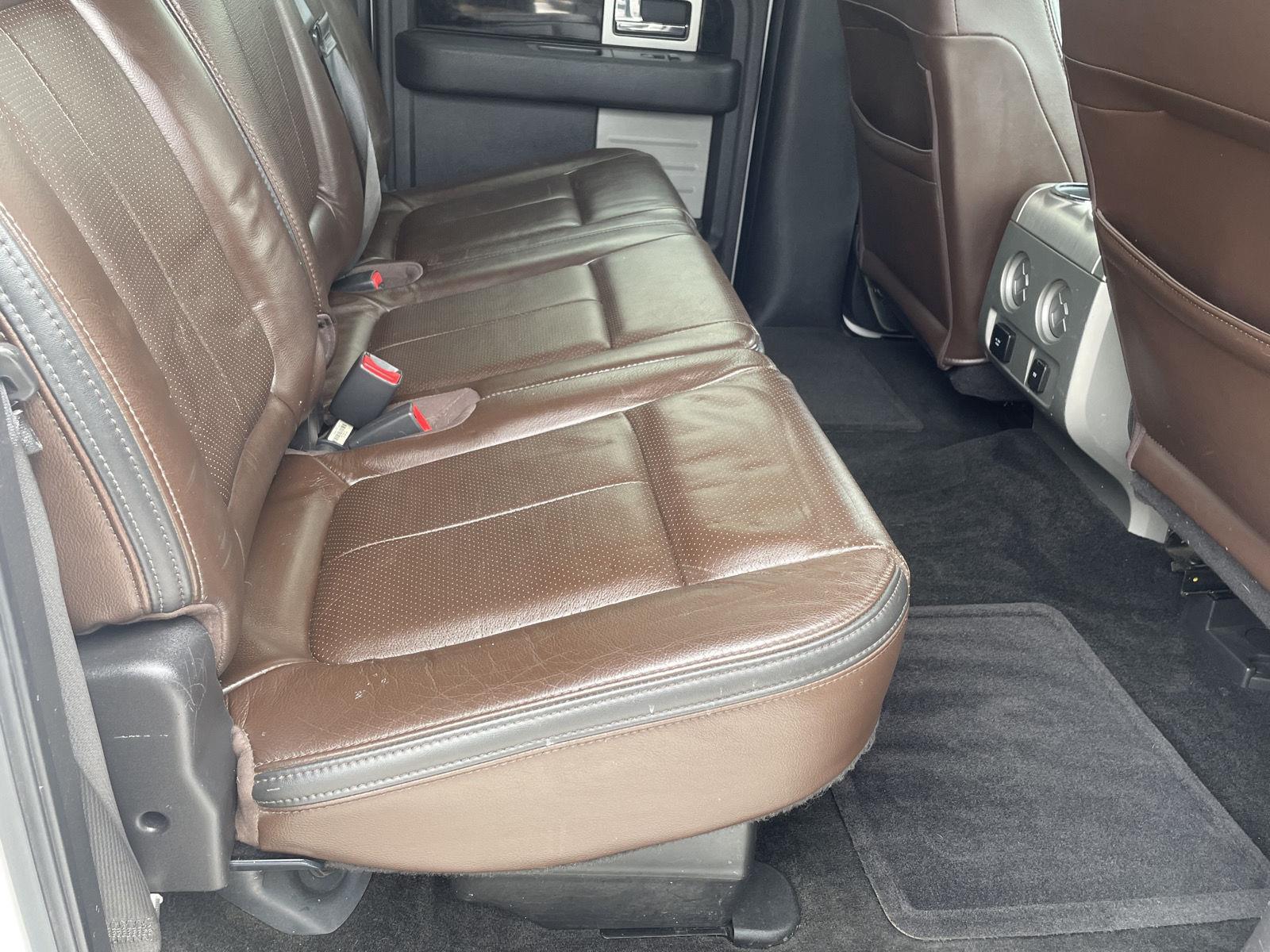 Vehicle photo 16