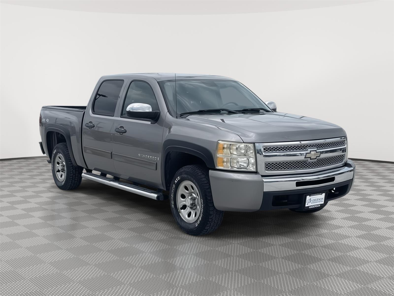 Vehicle photo 8