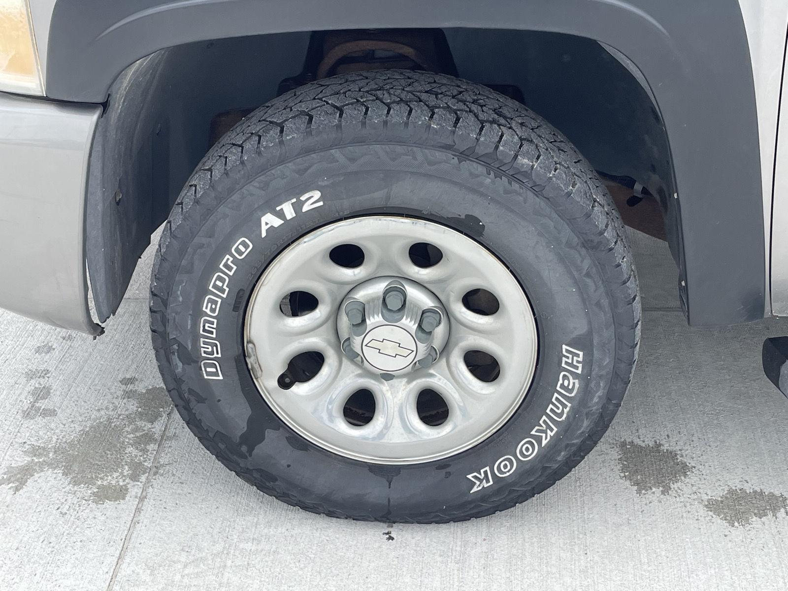 Vehicle photo 10