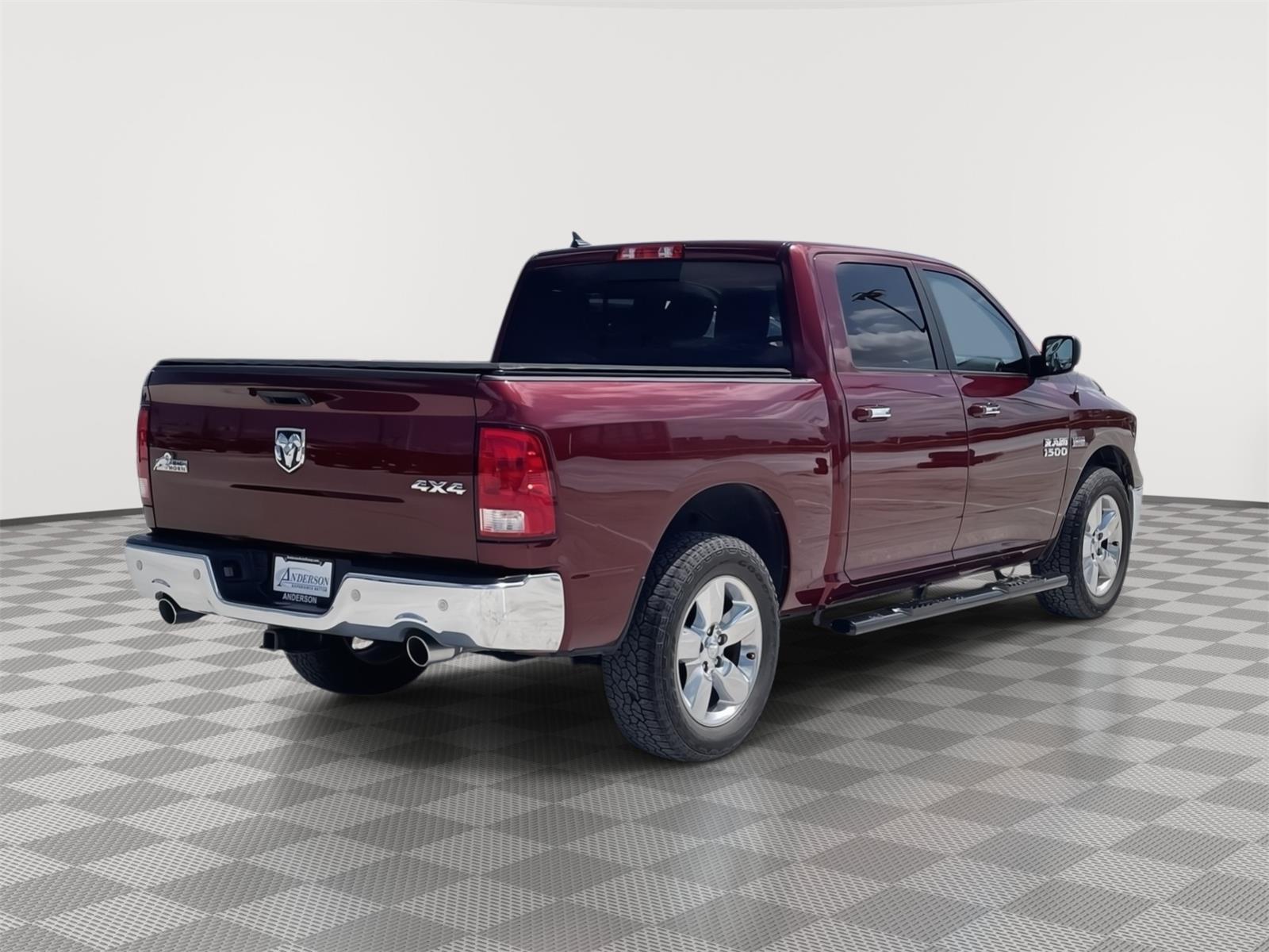 Vehicle photo 6