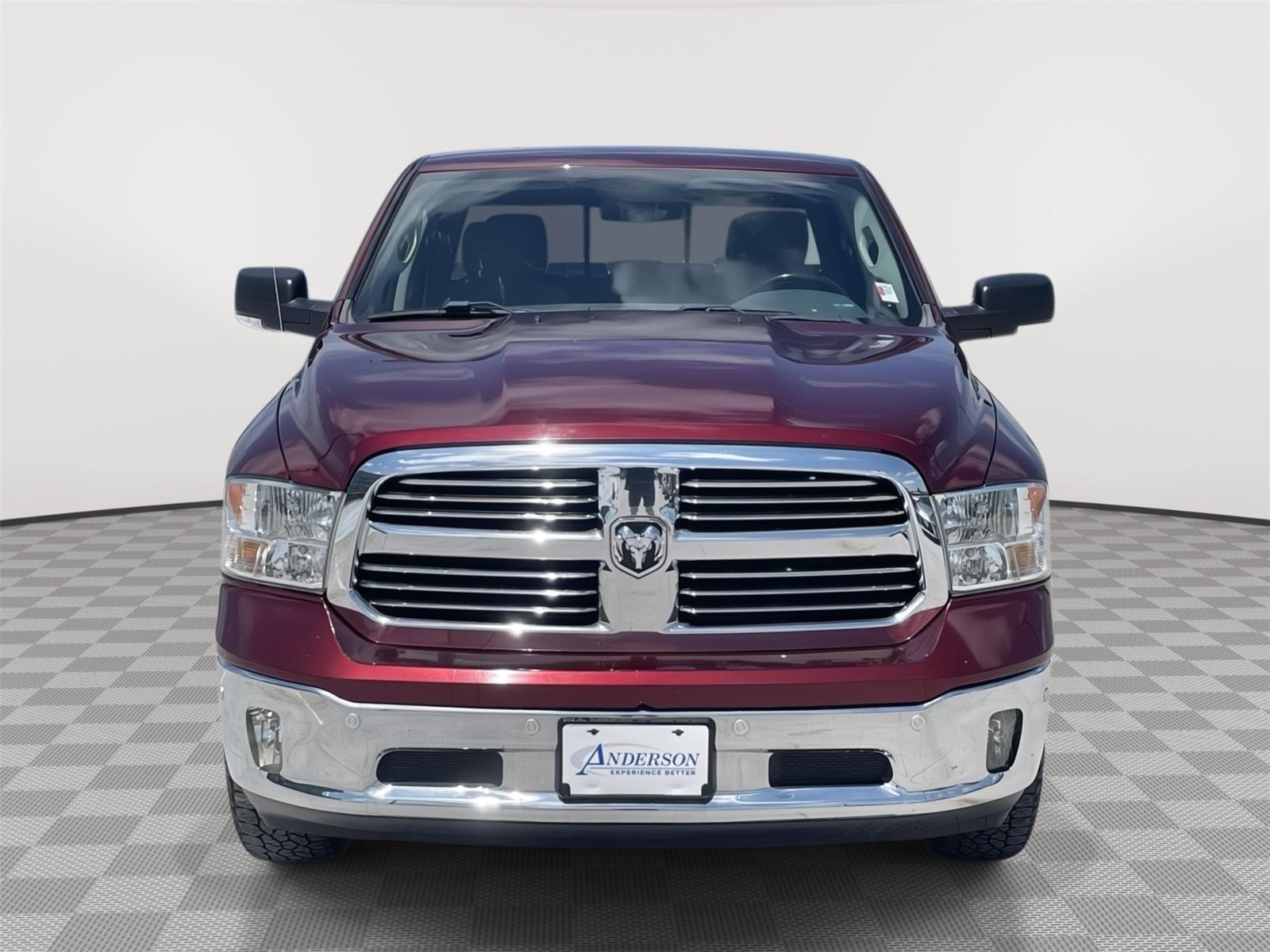 Vehicle photo 9