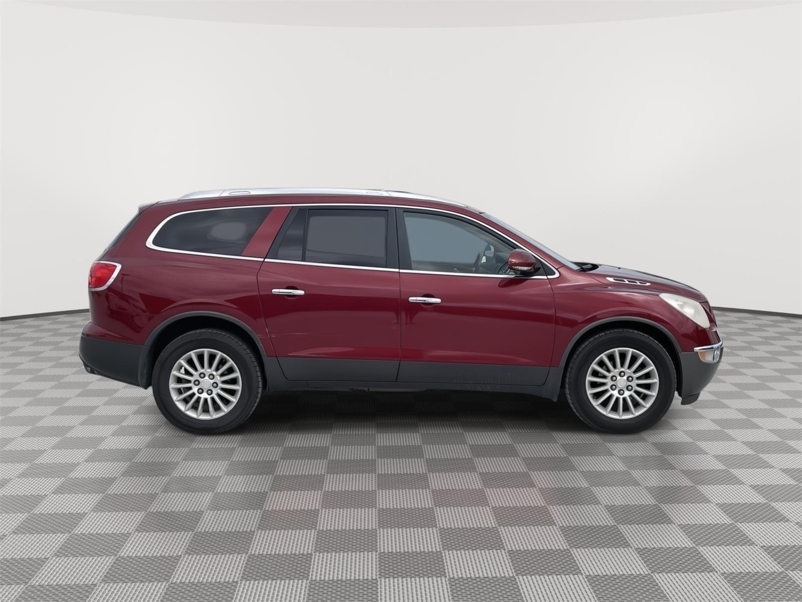 Vehicle photo 7