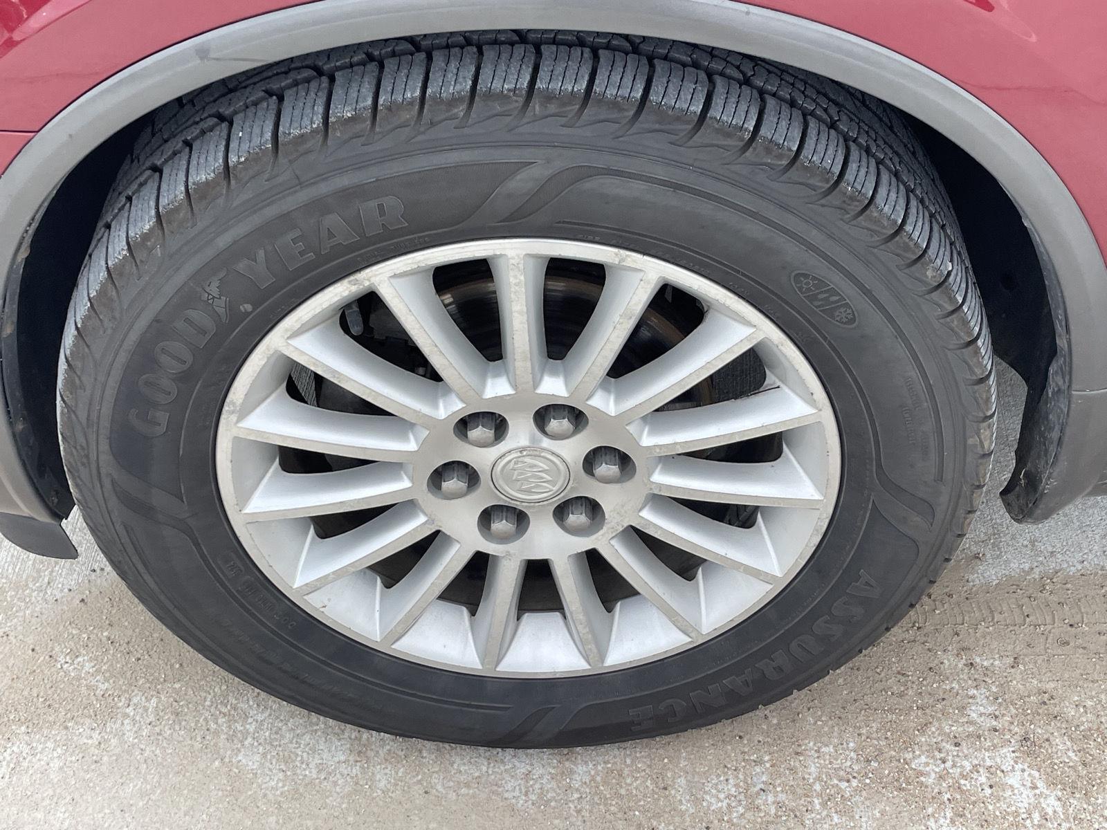 Vehicle photo 10