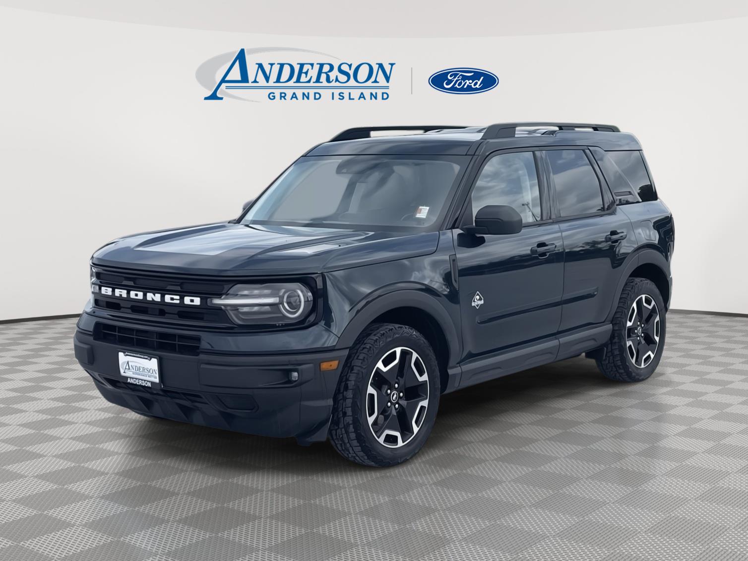 Vehicle photo 1