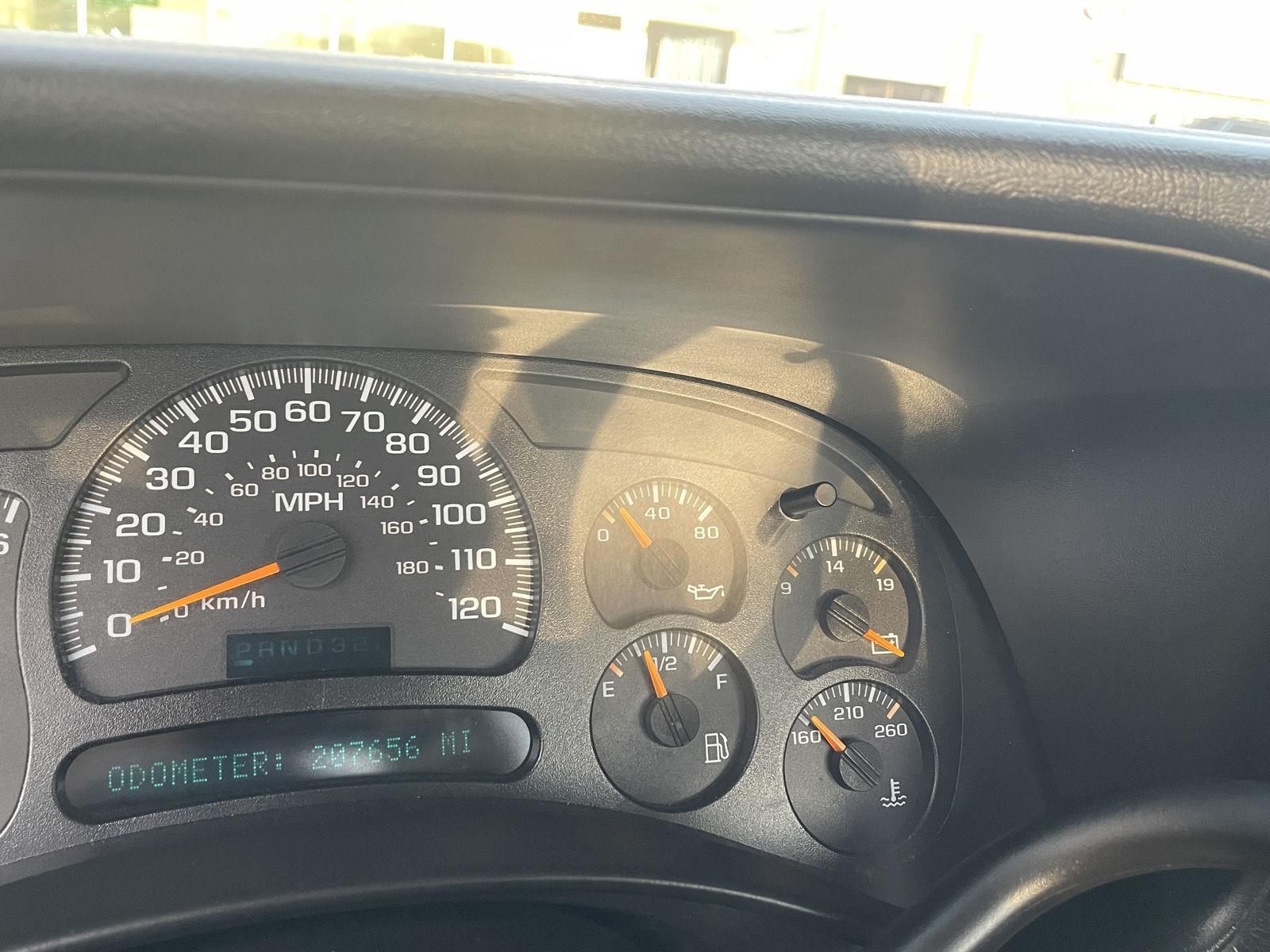 Vehicle photo 3