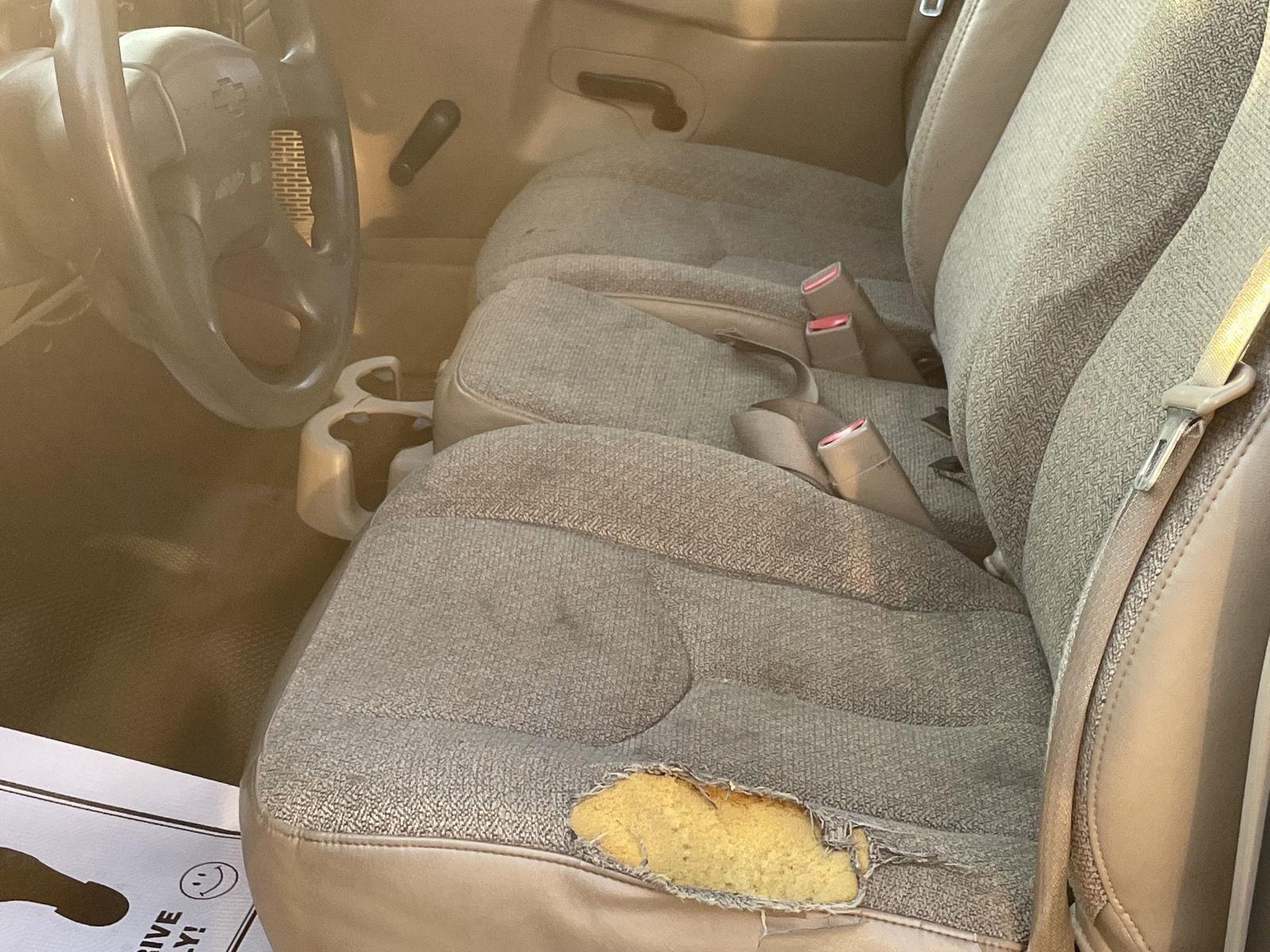 Vehicle photo 13
