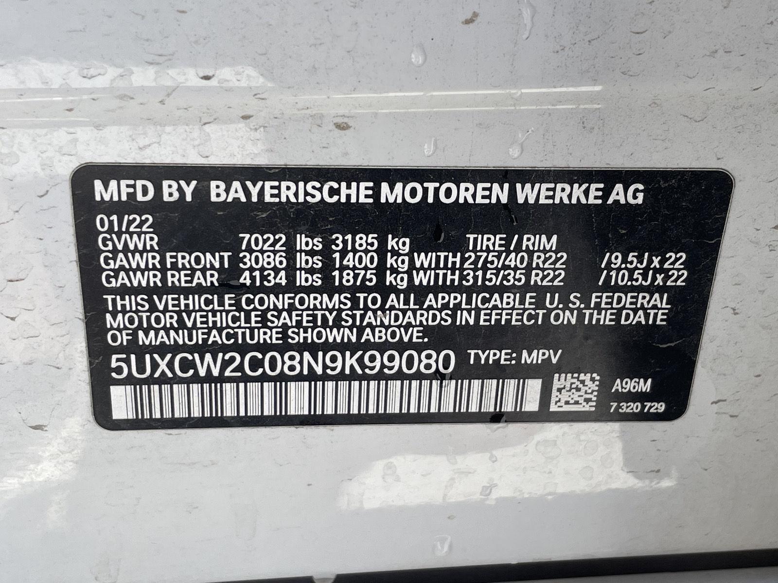 Vehicle photo 11