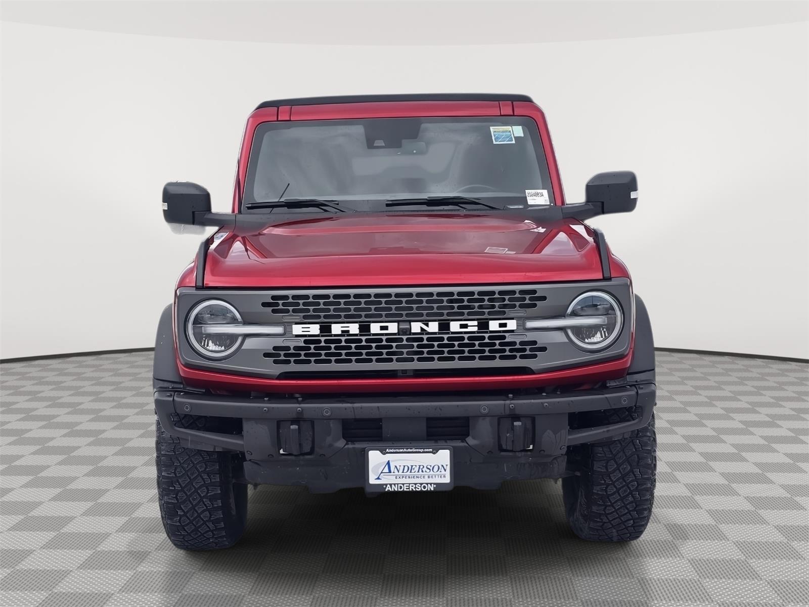 Vehicle photo 9