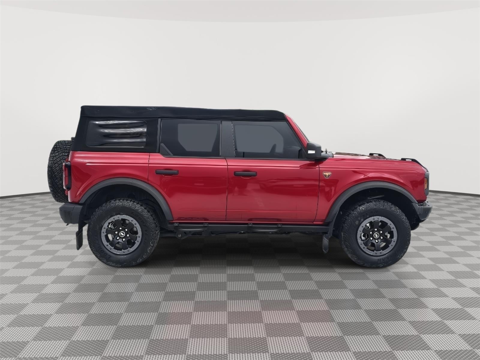 Vehicle photo 7
