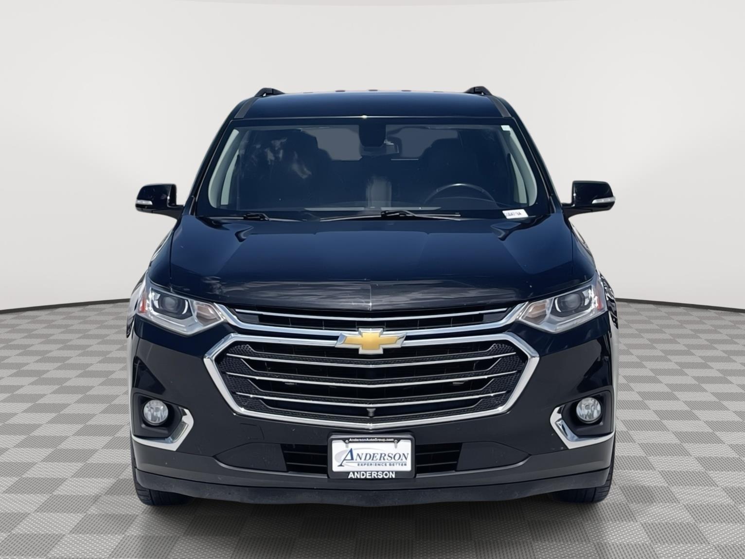Vehicle photo 9