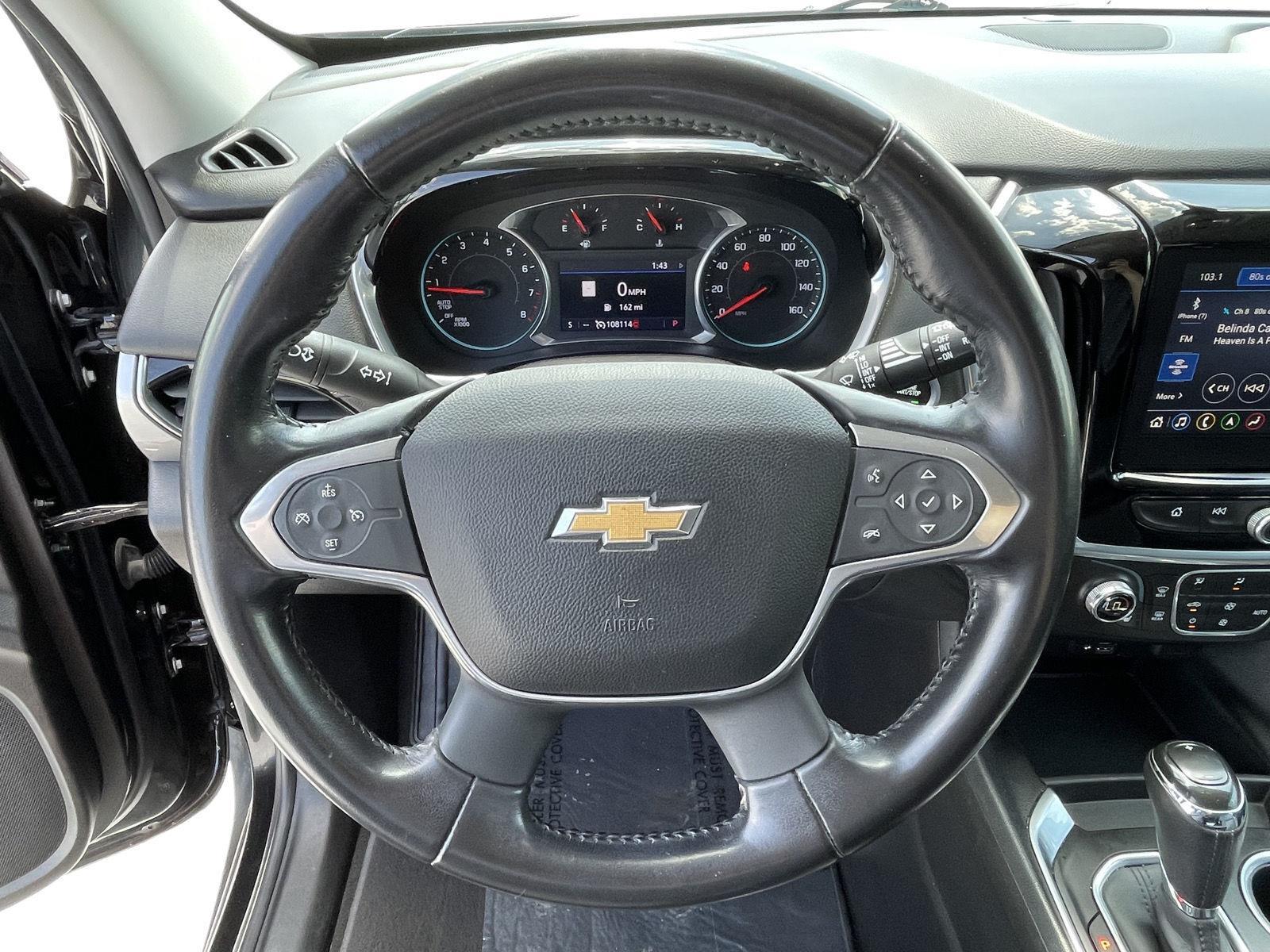 Vehicle photo 13