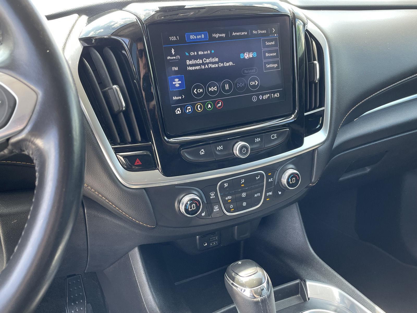 Vehicle photo 15