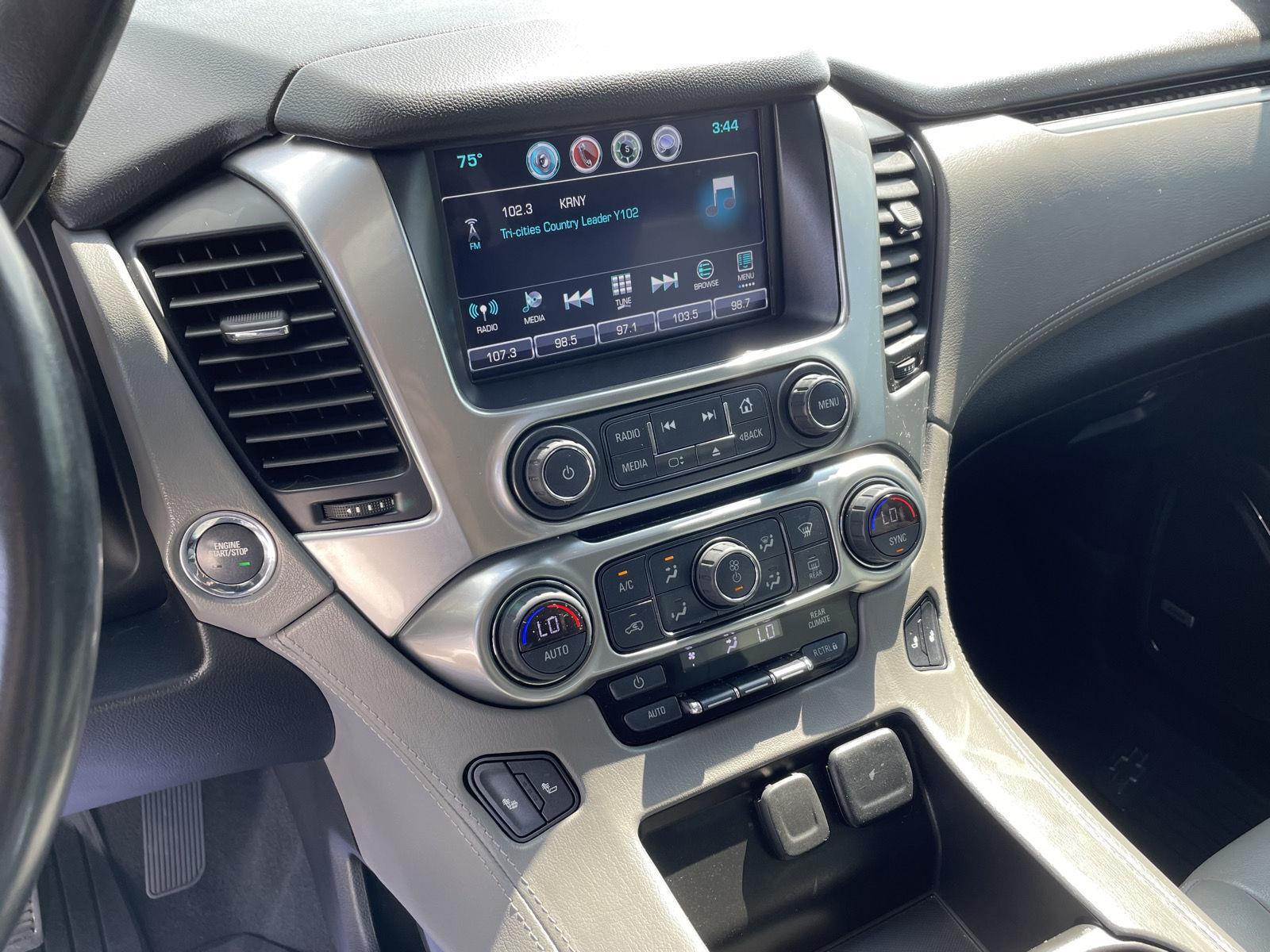 Vehicle photo 15