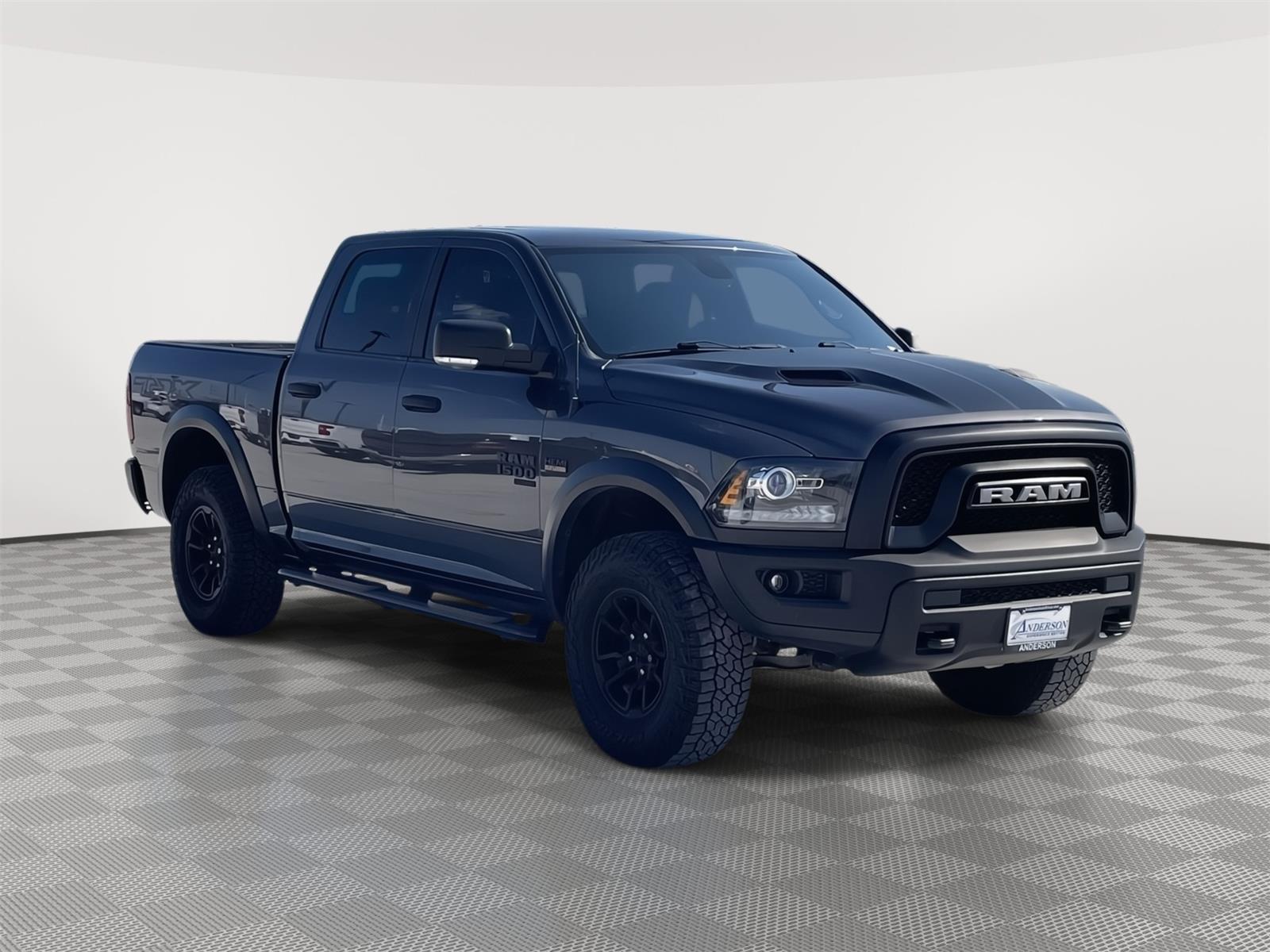 Vehicle photo 8