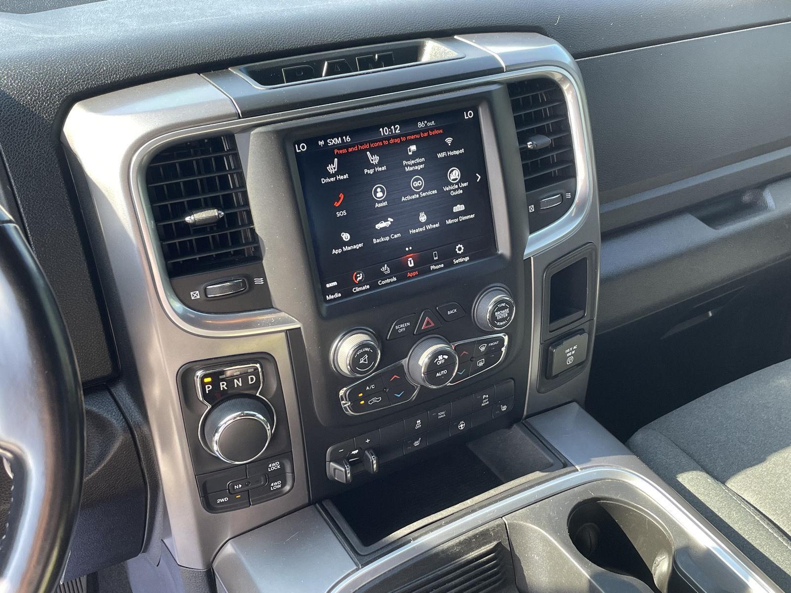 Vehicle photo 15
