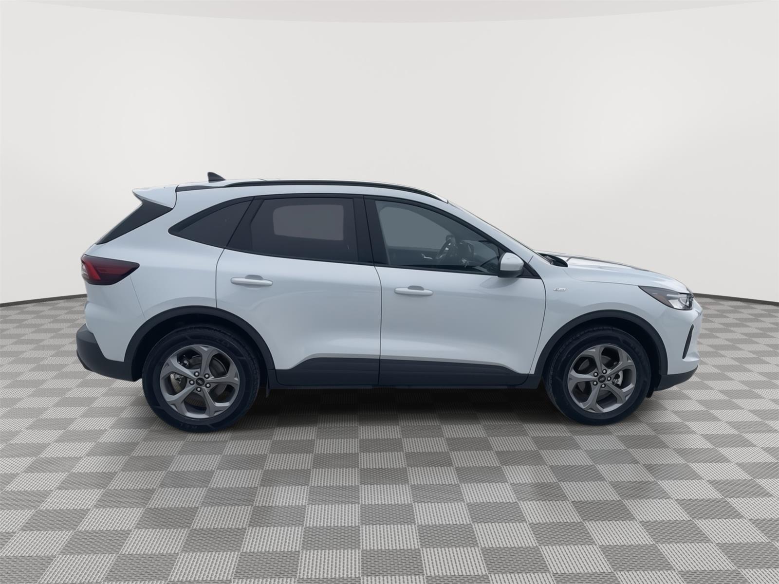 Vehicle photo 7