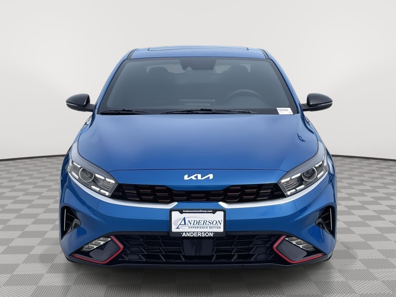 Vehicle photo 9