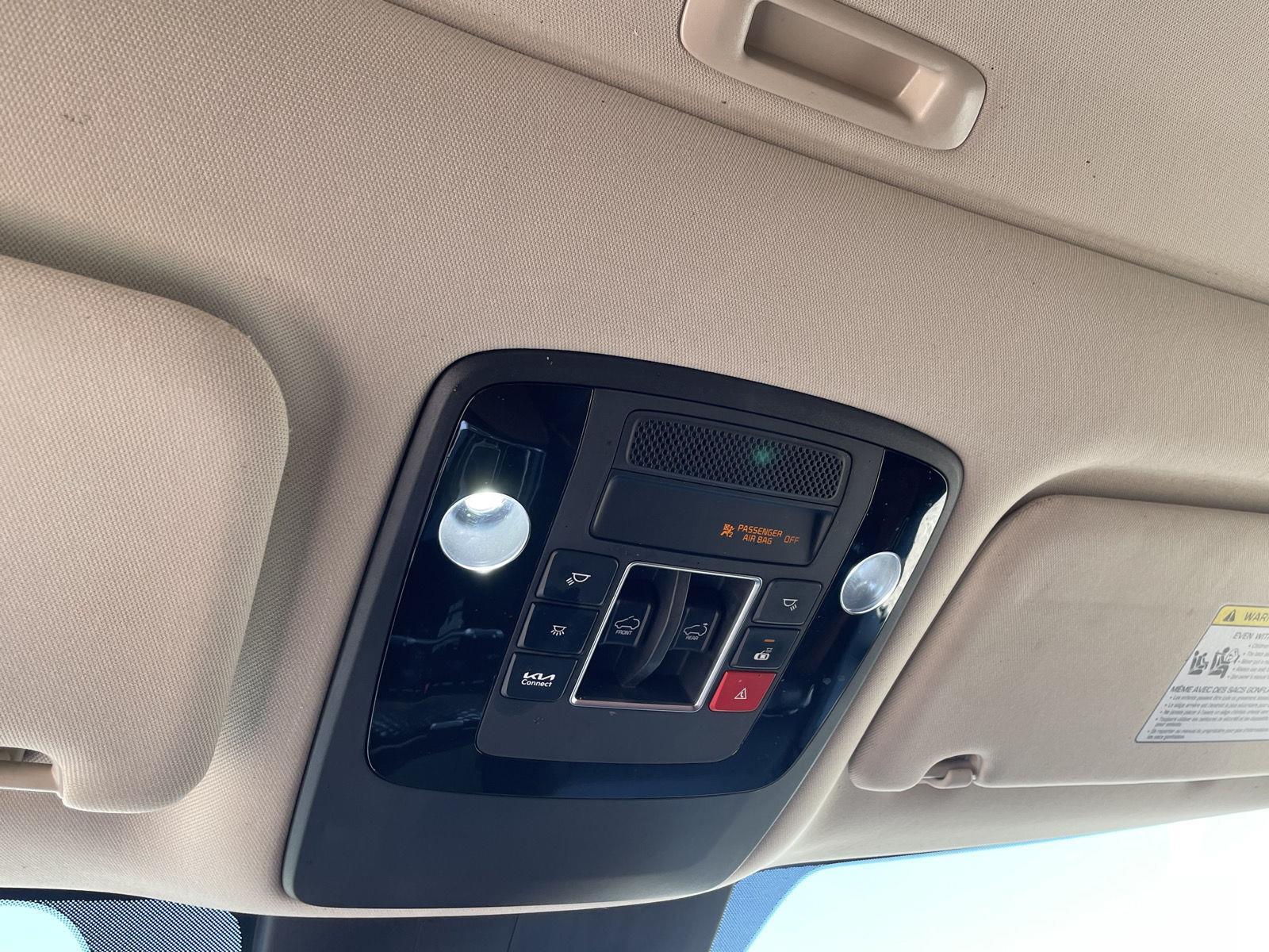 Vehicle photo 16
