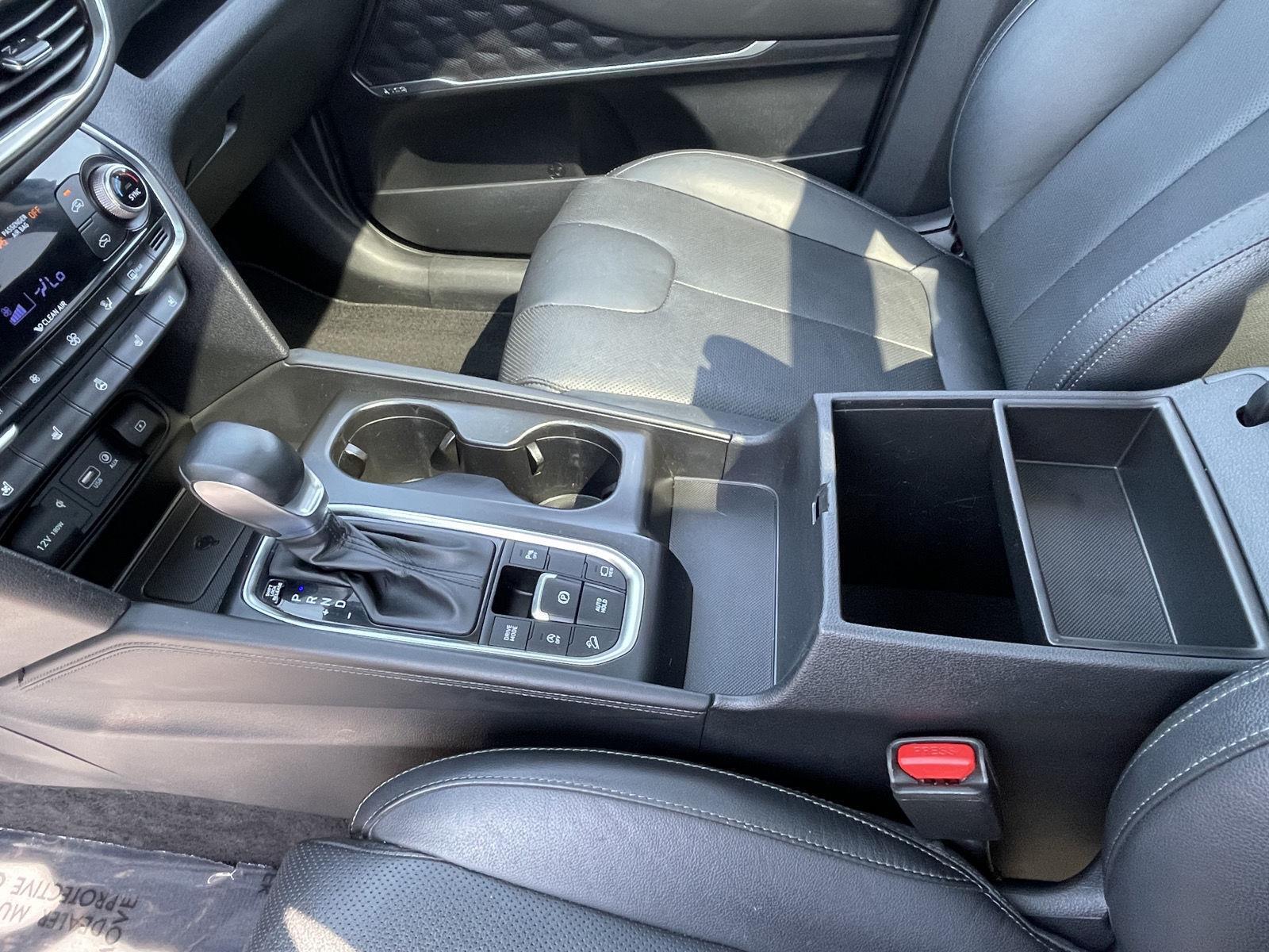 Vehicle photo 16