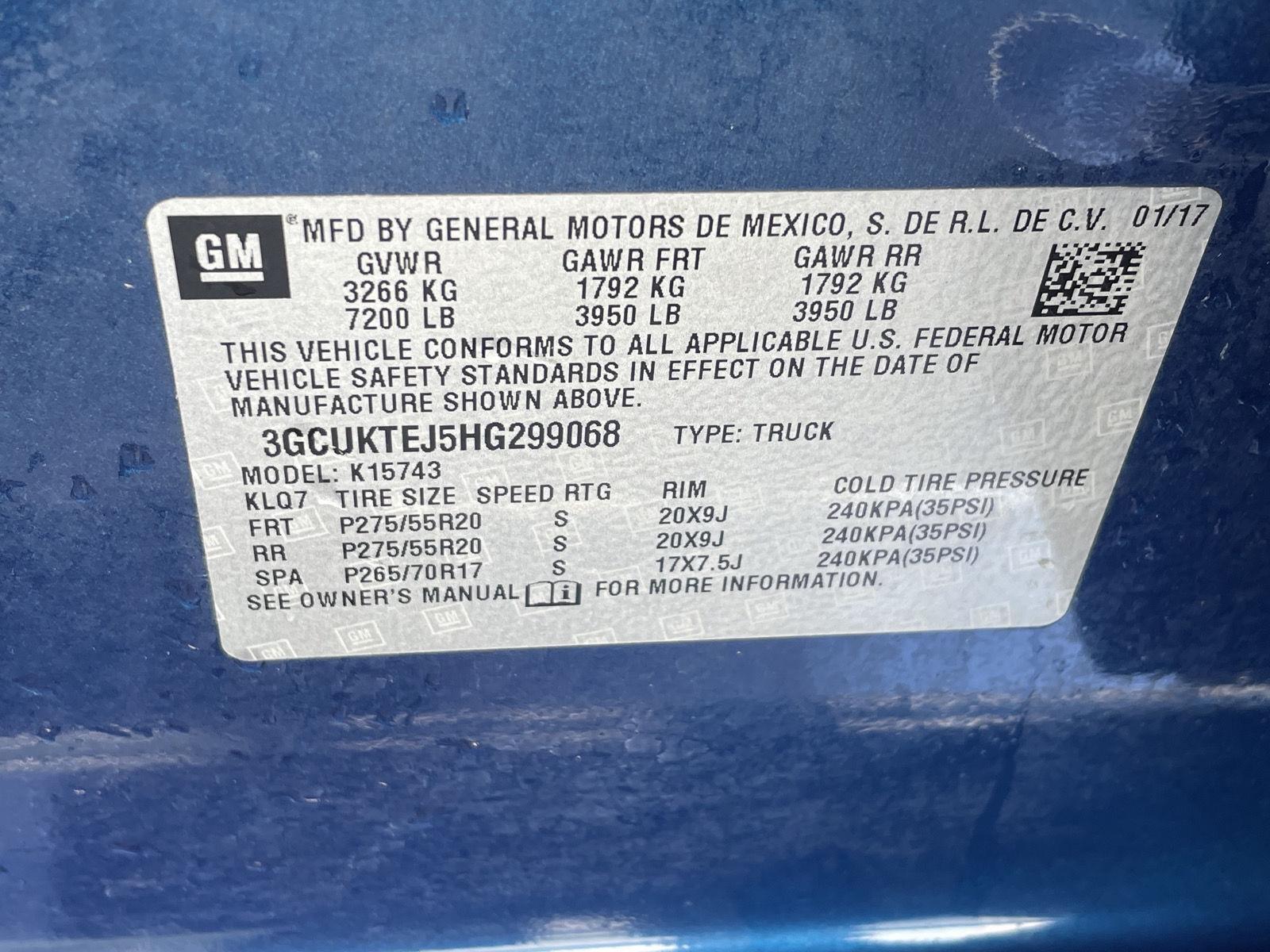Vehicle photo 11