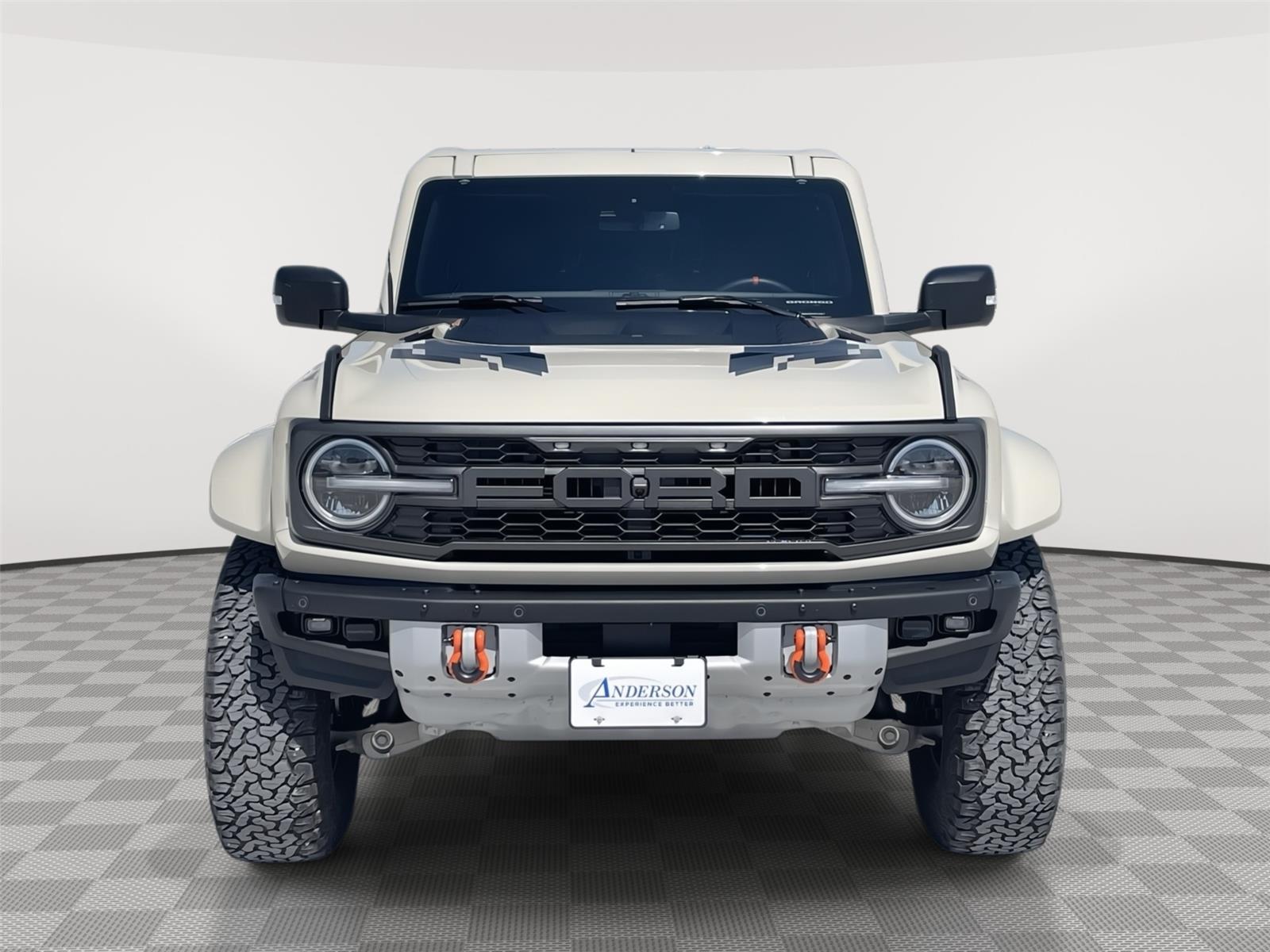 Vehicle photo 9