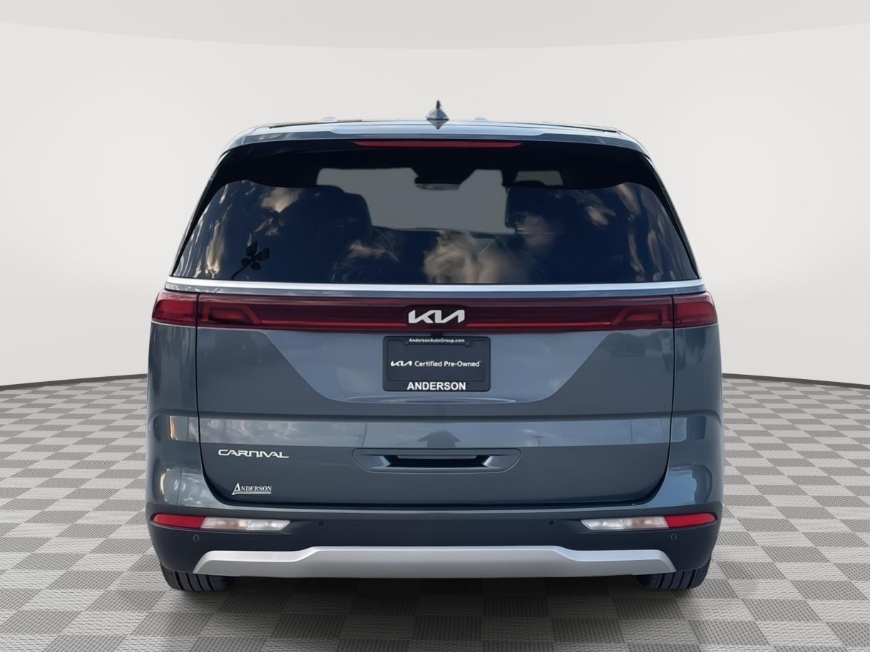 Vehicle photo 5