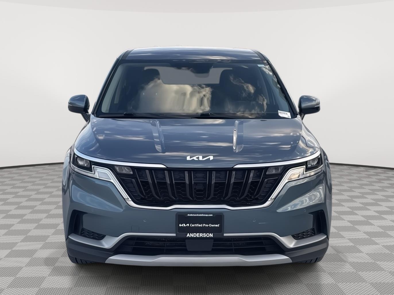 Vehicle photo 9