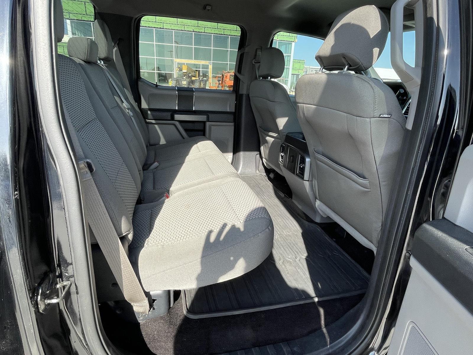 Vehicle photo 16