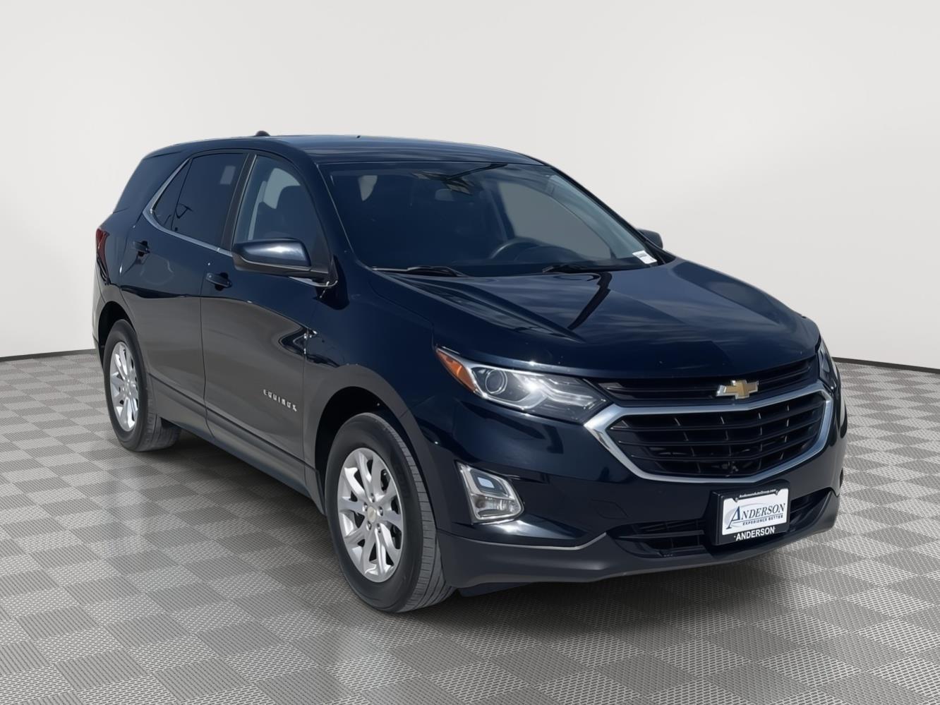 Vehicle photo 8