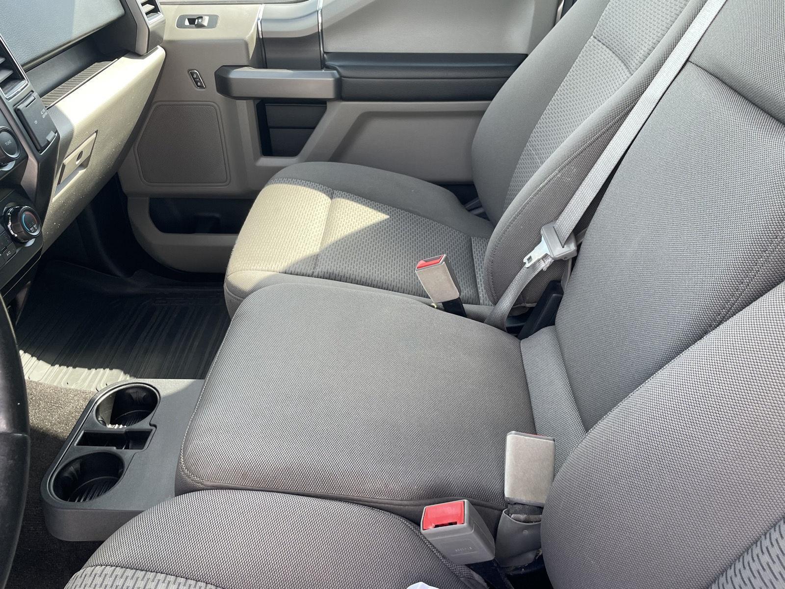 Vehicle photo 15