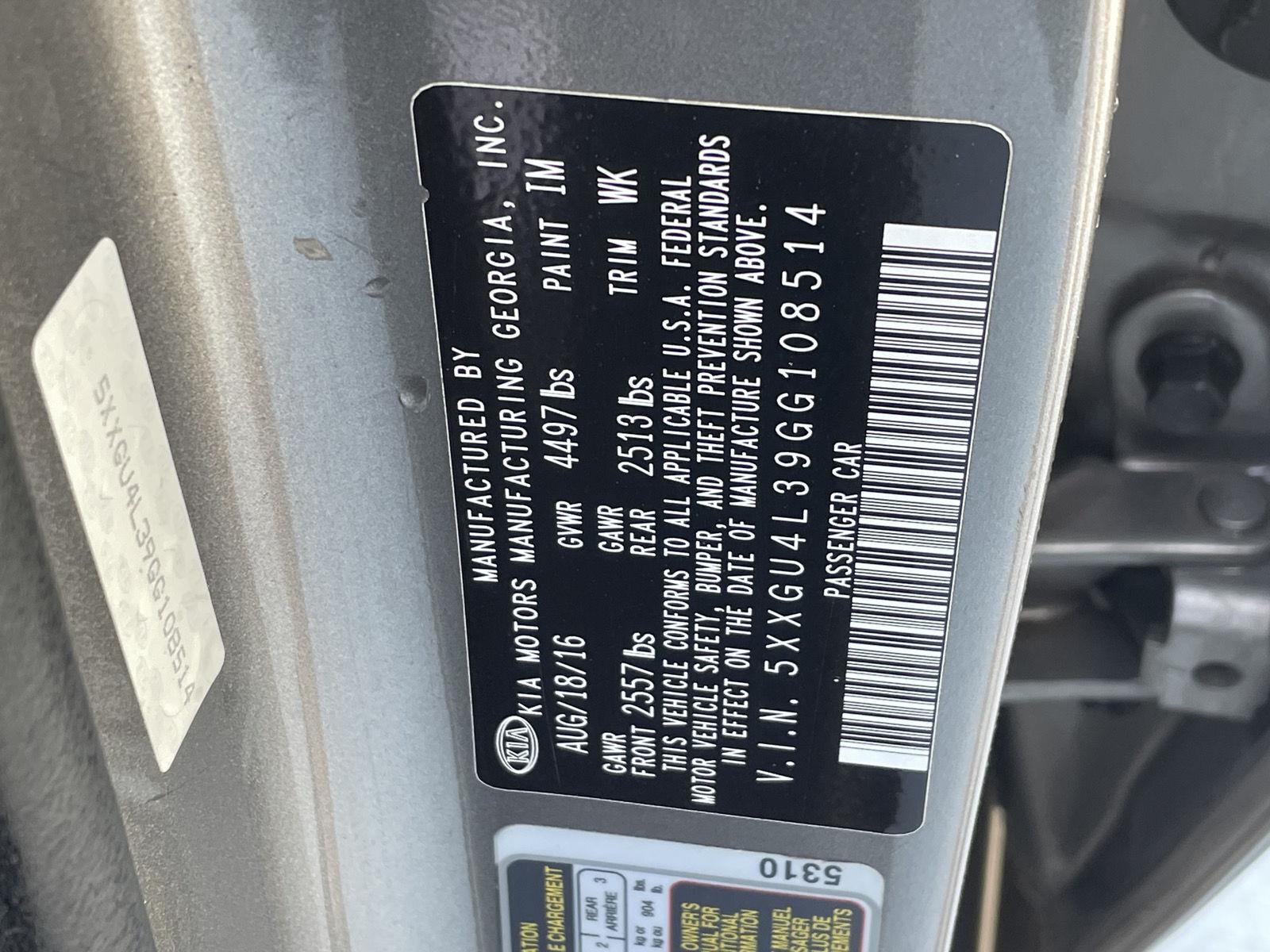 Vehicle photo 10