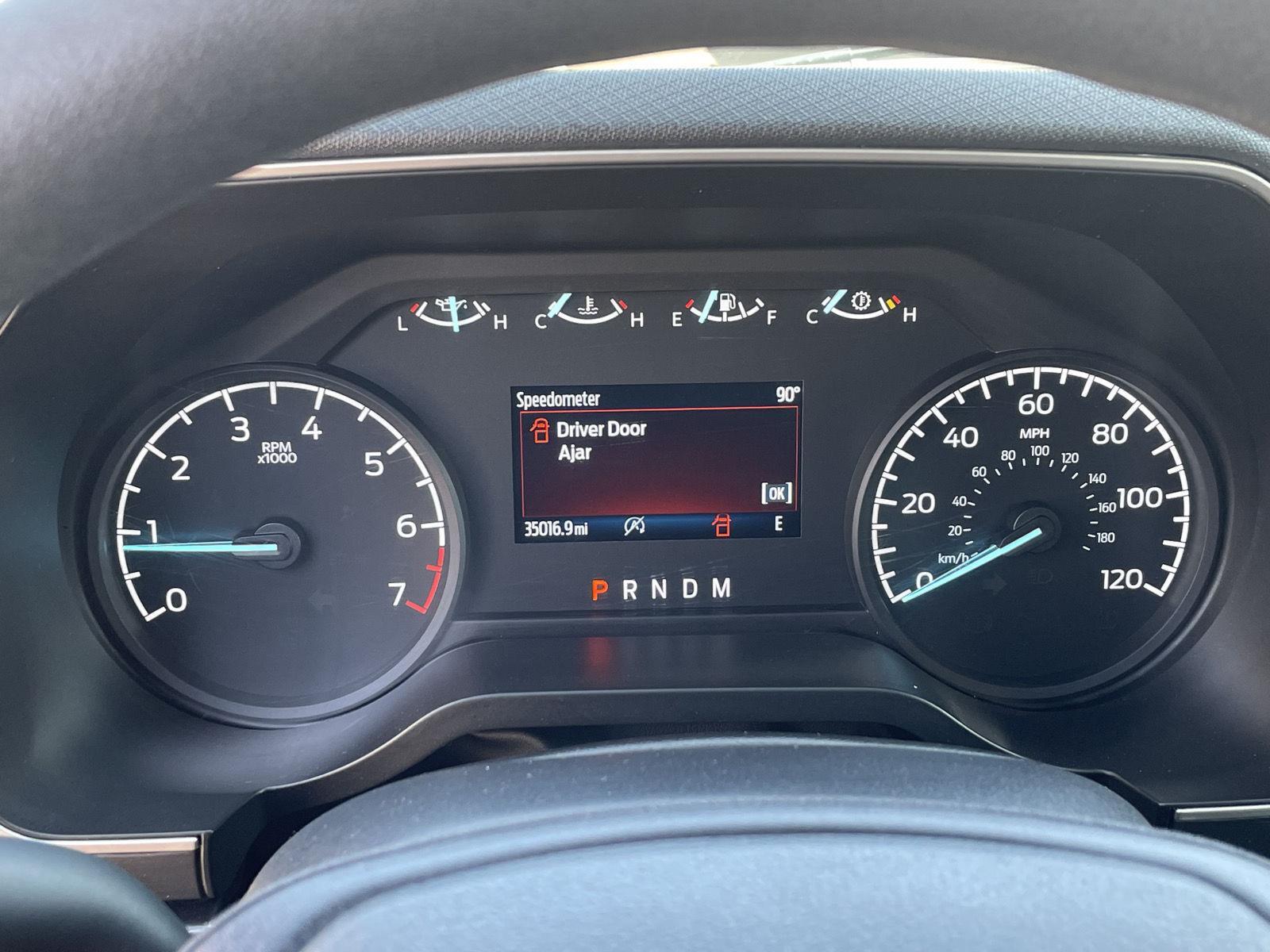 Vehicle photo 3