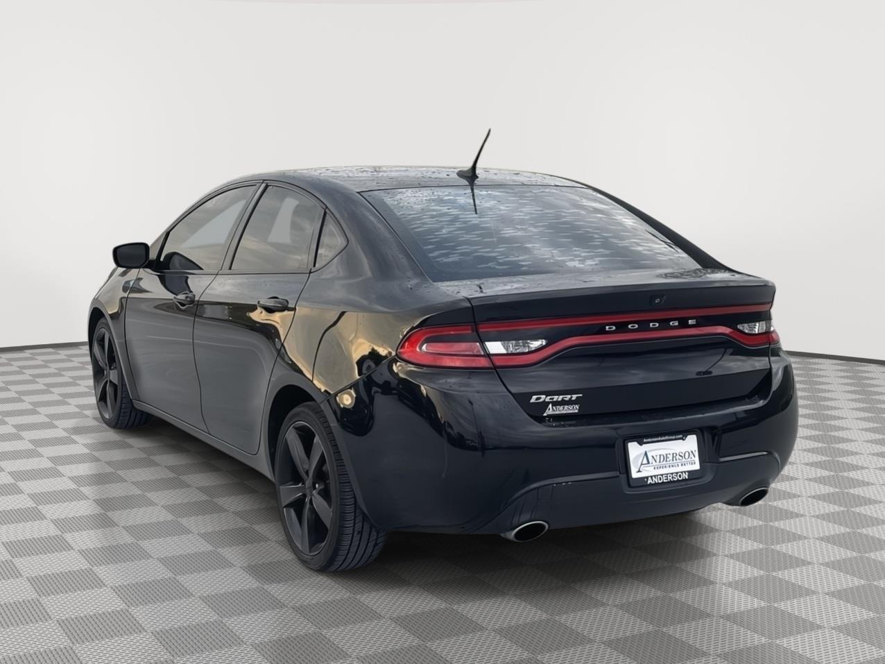 Vehicle photo 4
