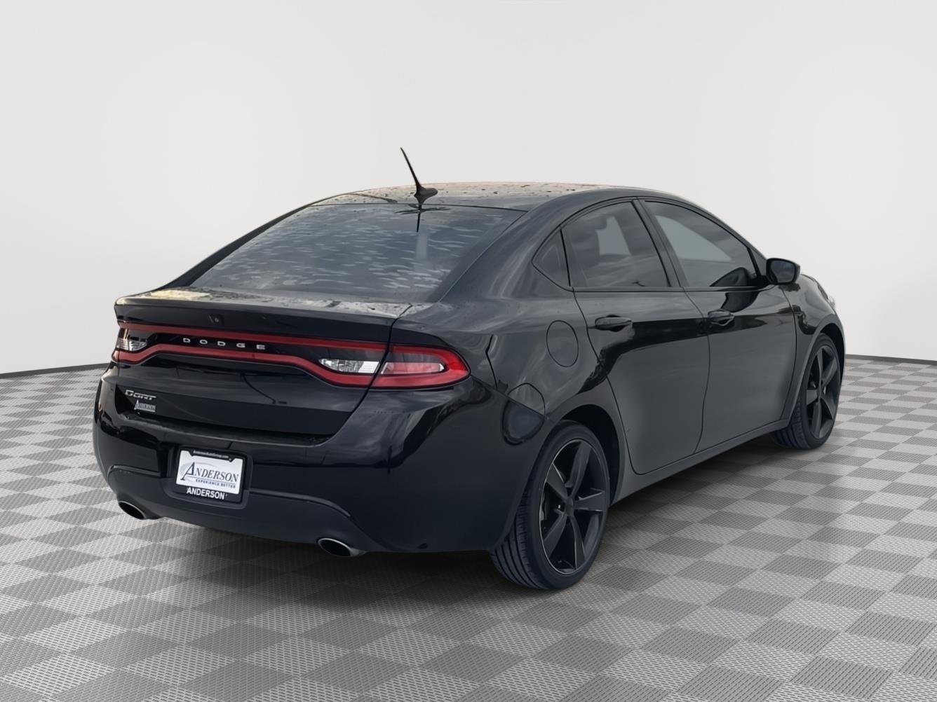 Vehicle photo 6