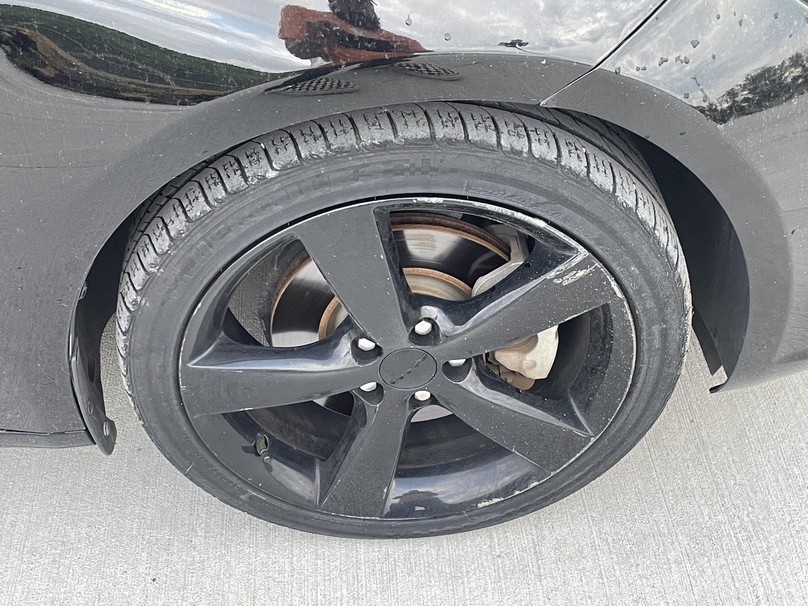 Vehicle photo 10