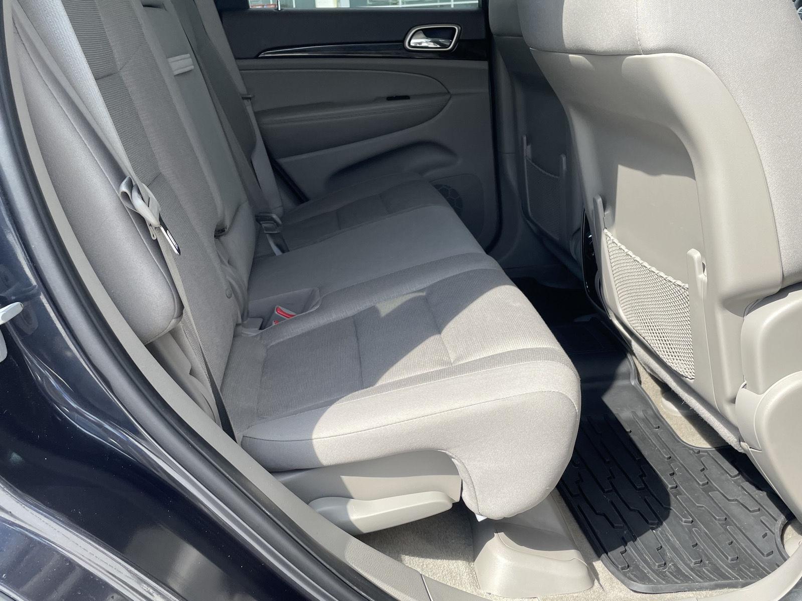 Vehicle photo 16