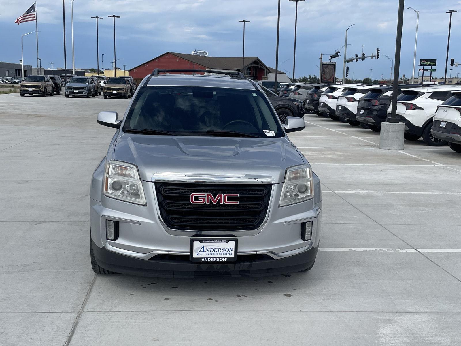 Vehicle photo 9